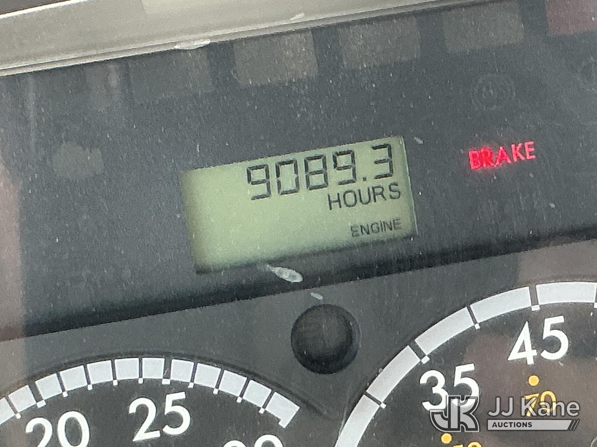2015 Freightliner M2 106