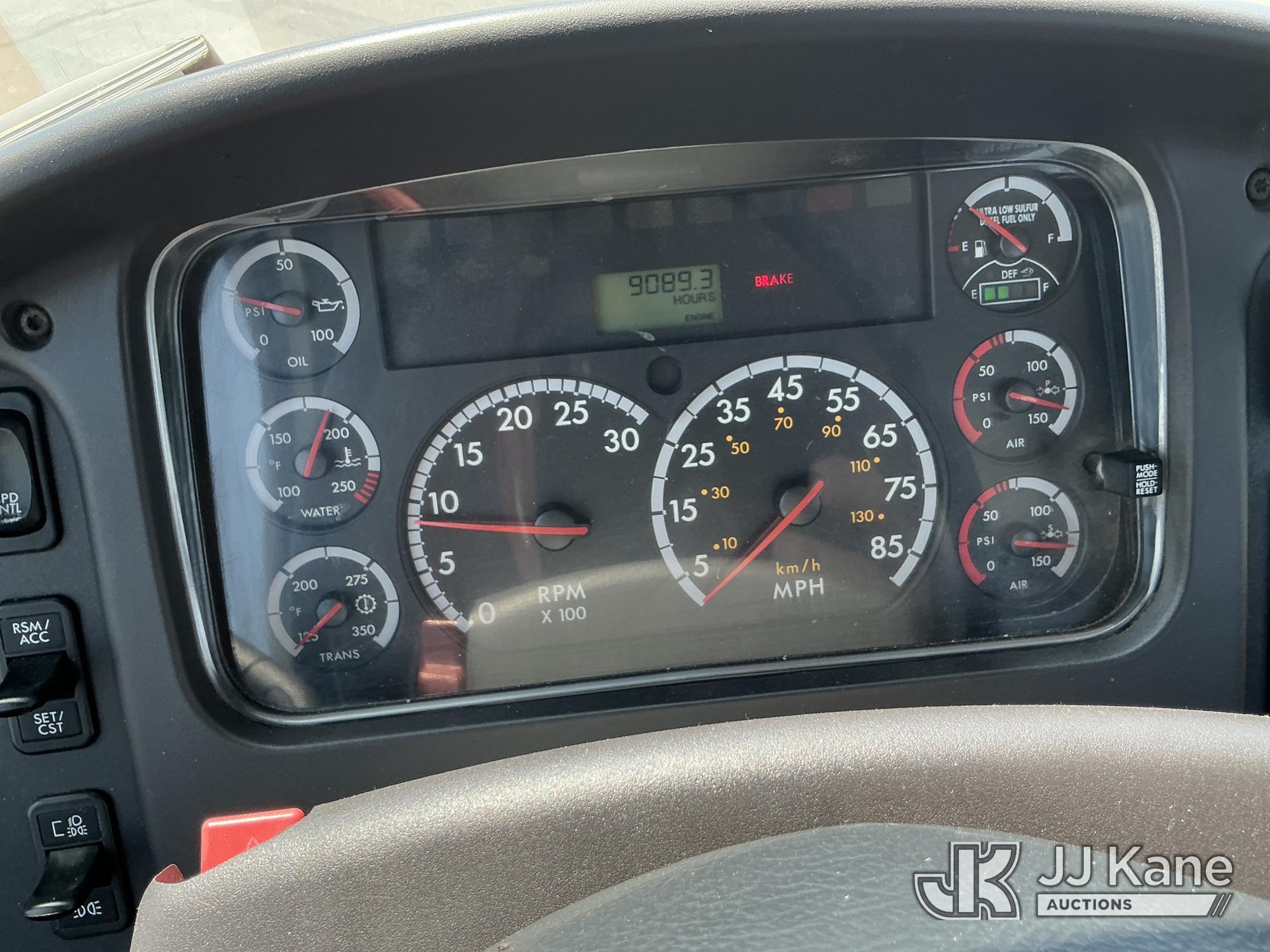 2015 Freightliner M2 106