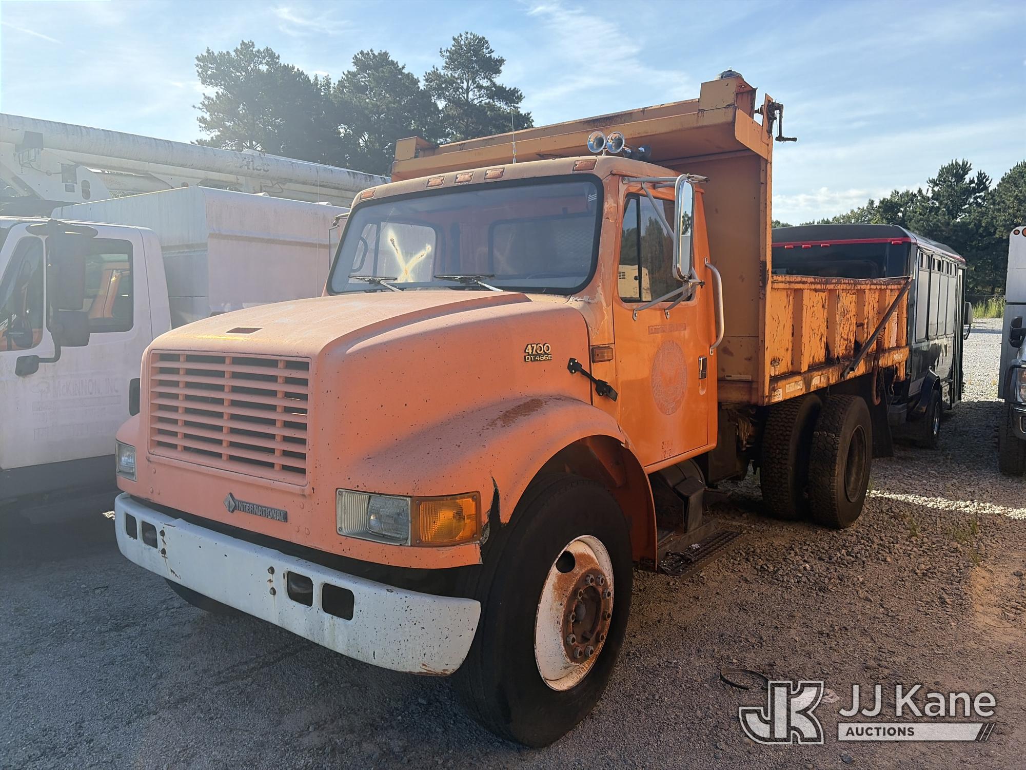 2001 International 4700