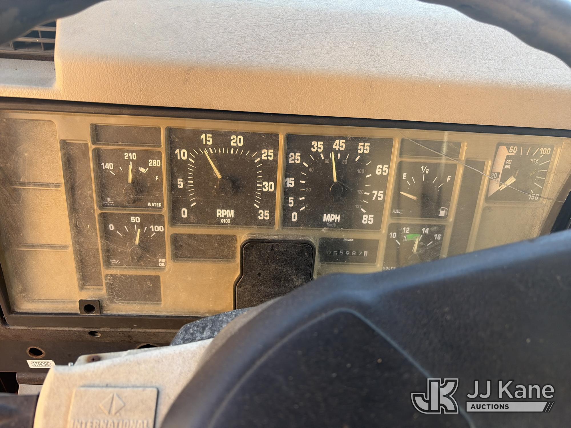 2001 International 4700