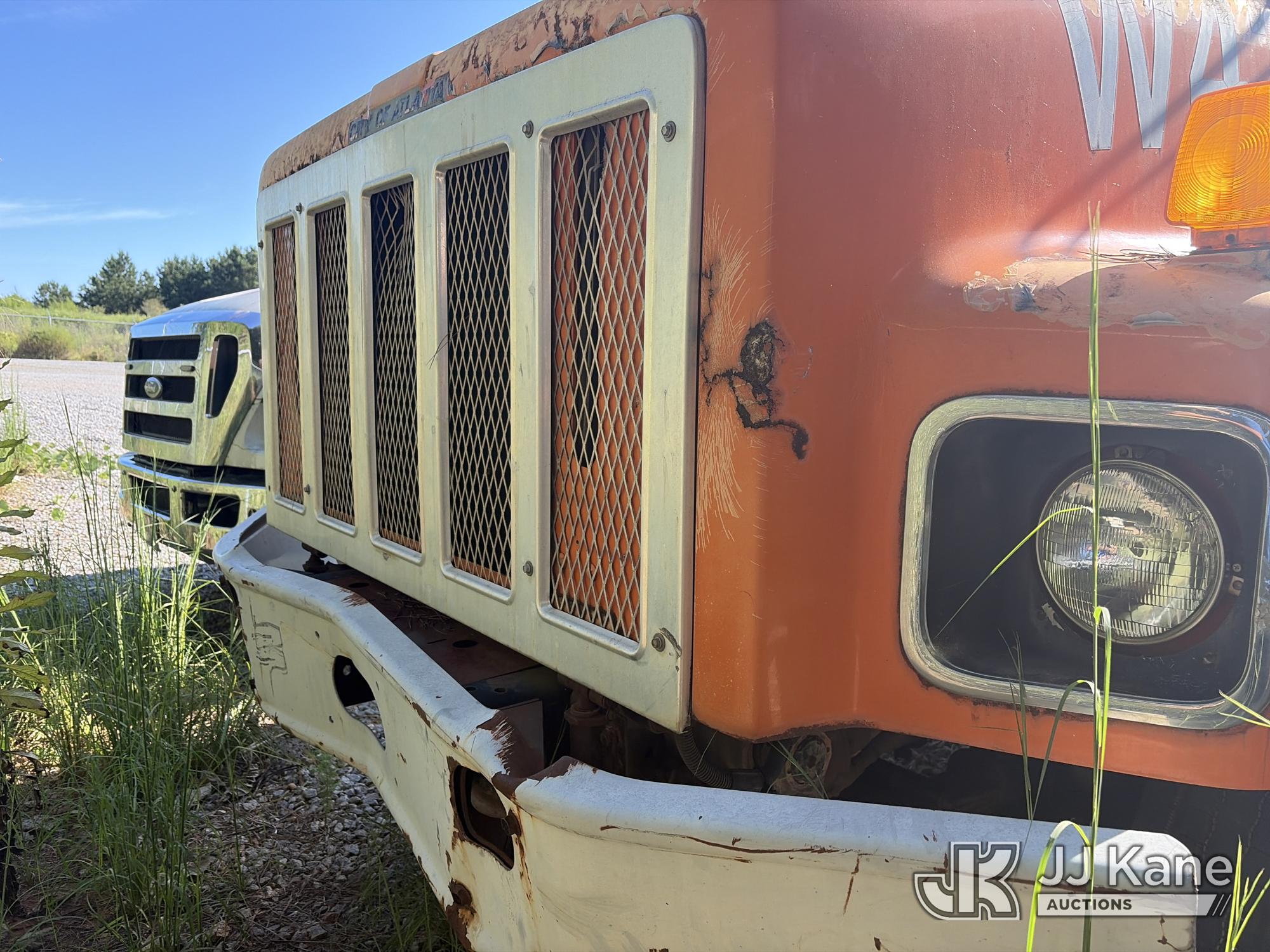 2002 International 2674