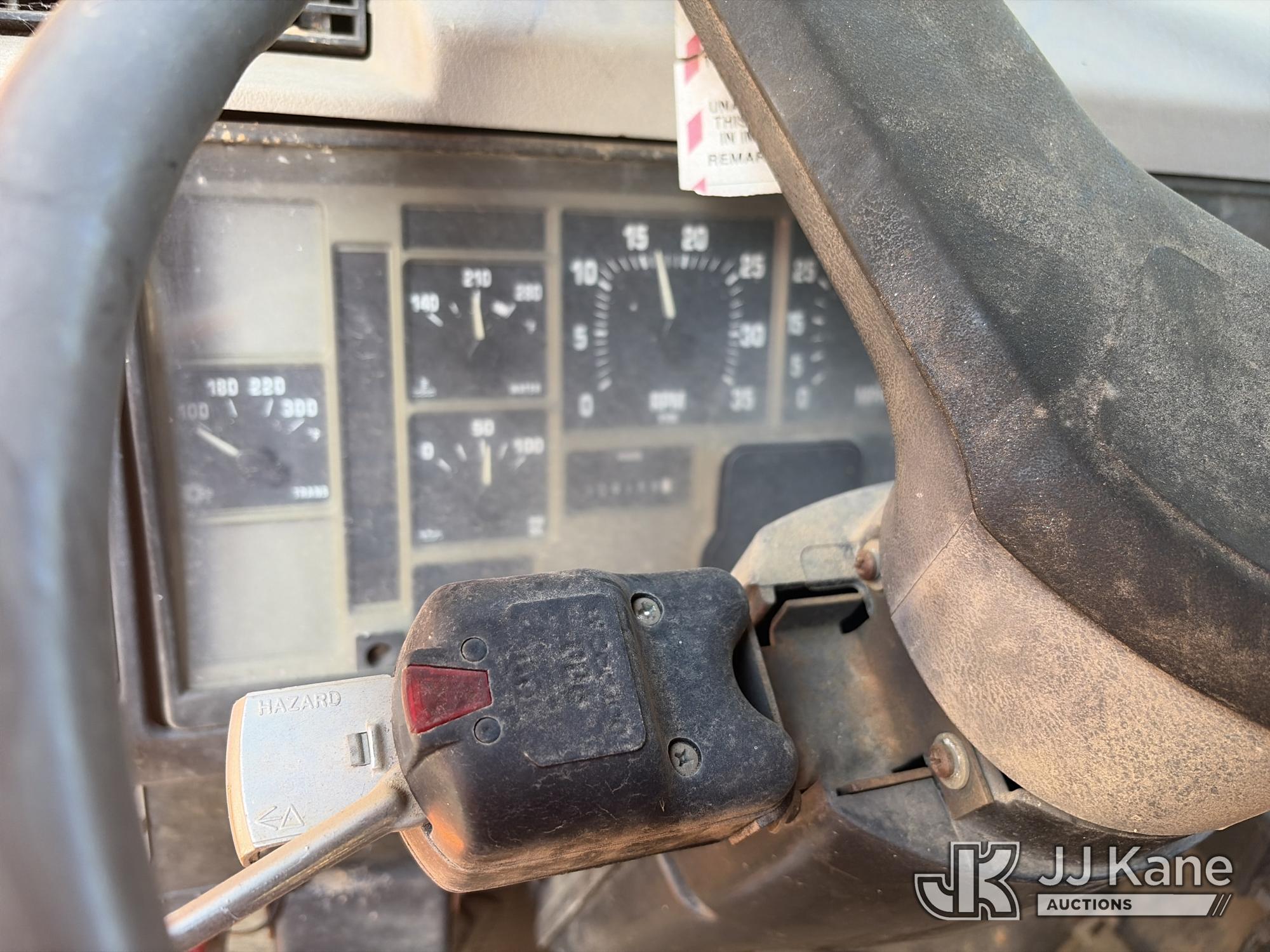 2002 International 2674