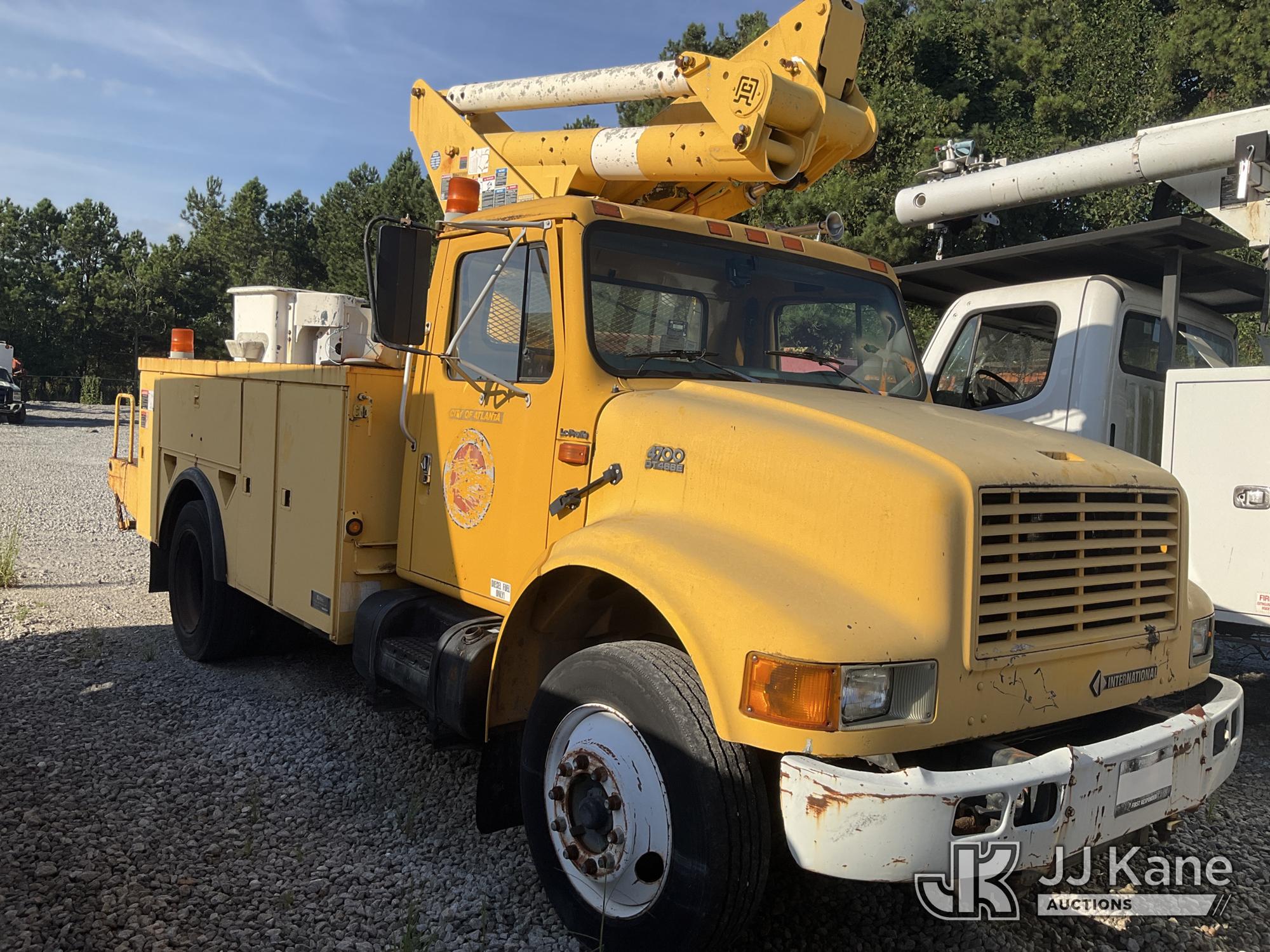2001 International 4700