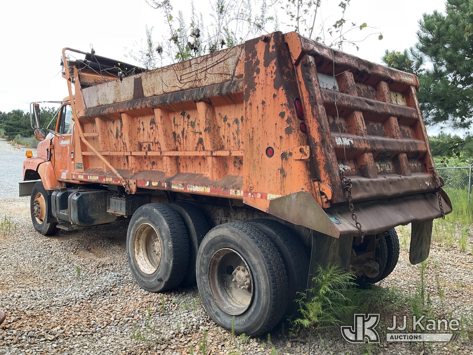 2002 International 2674