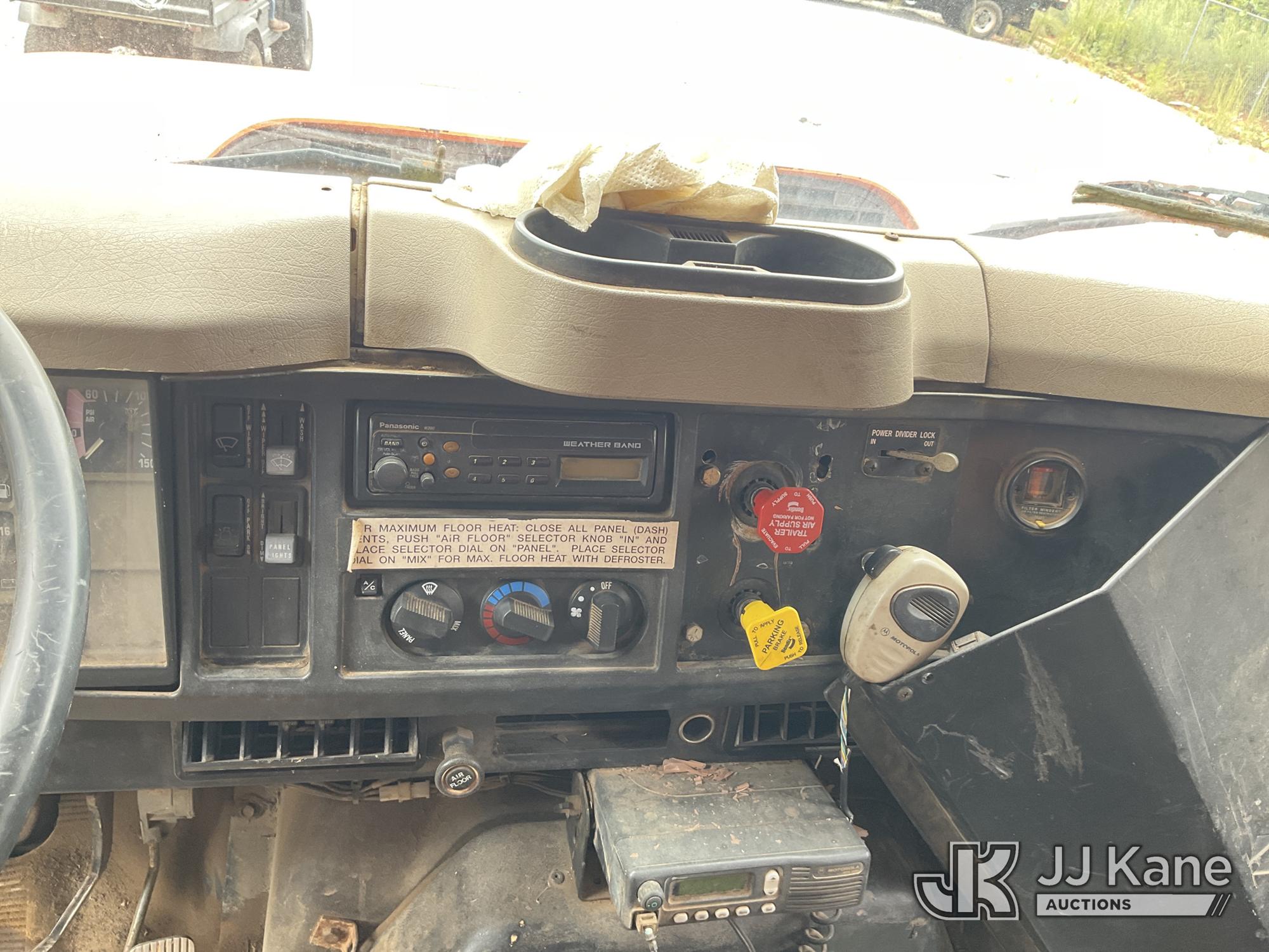 2002 International 2674