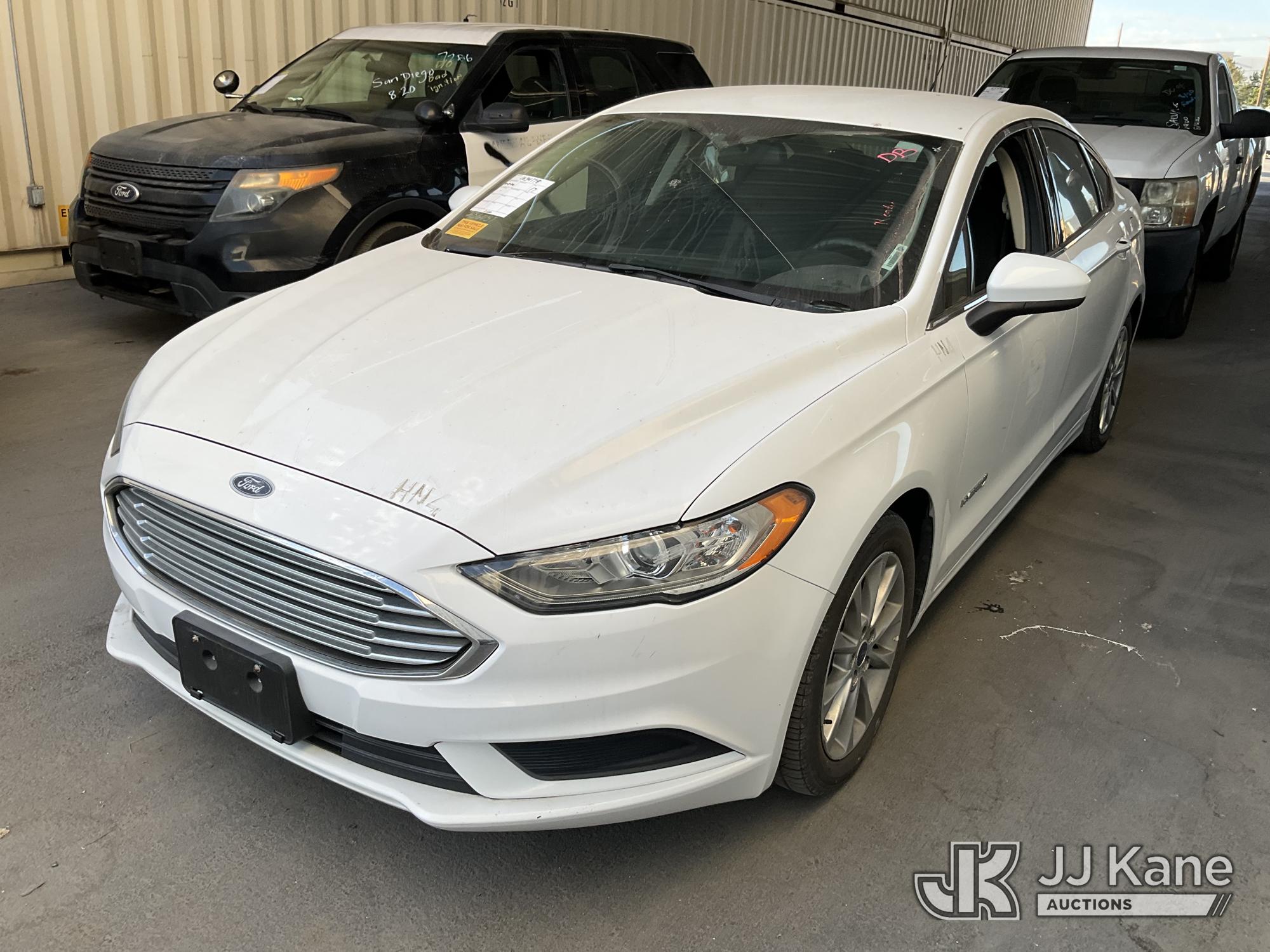 2017 Ford Fusion Hybrid SE 4-Door Sedan