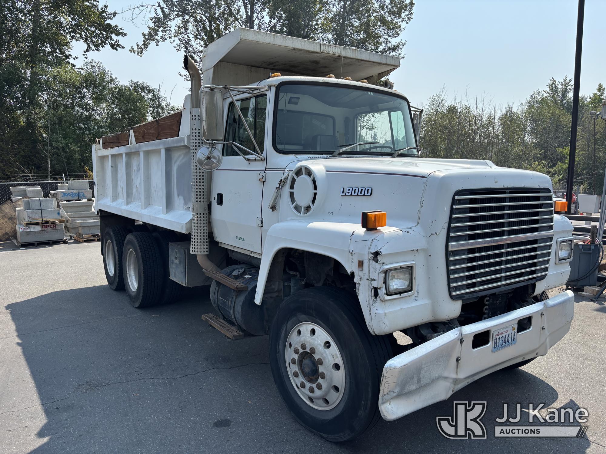 1992 Ford LT9000