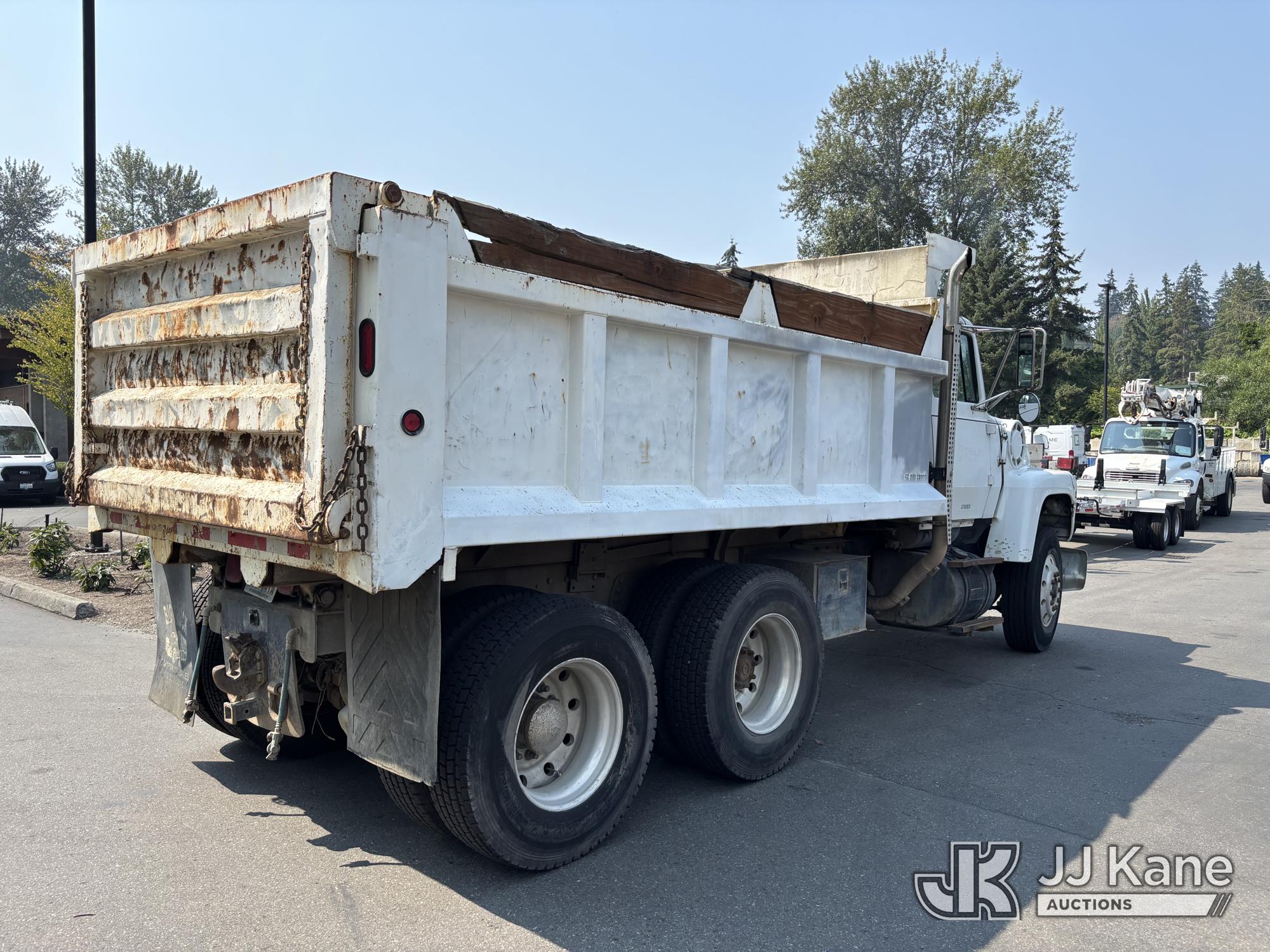 1992 Ford LT9000