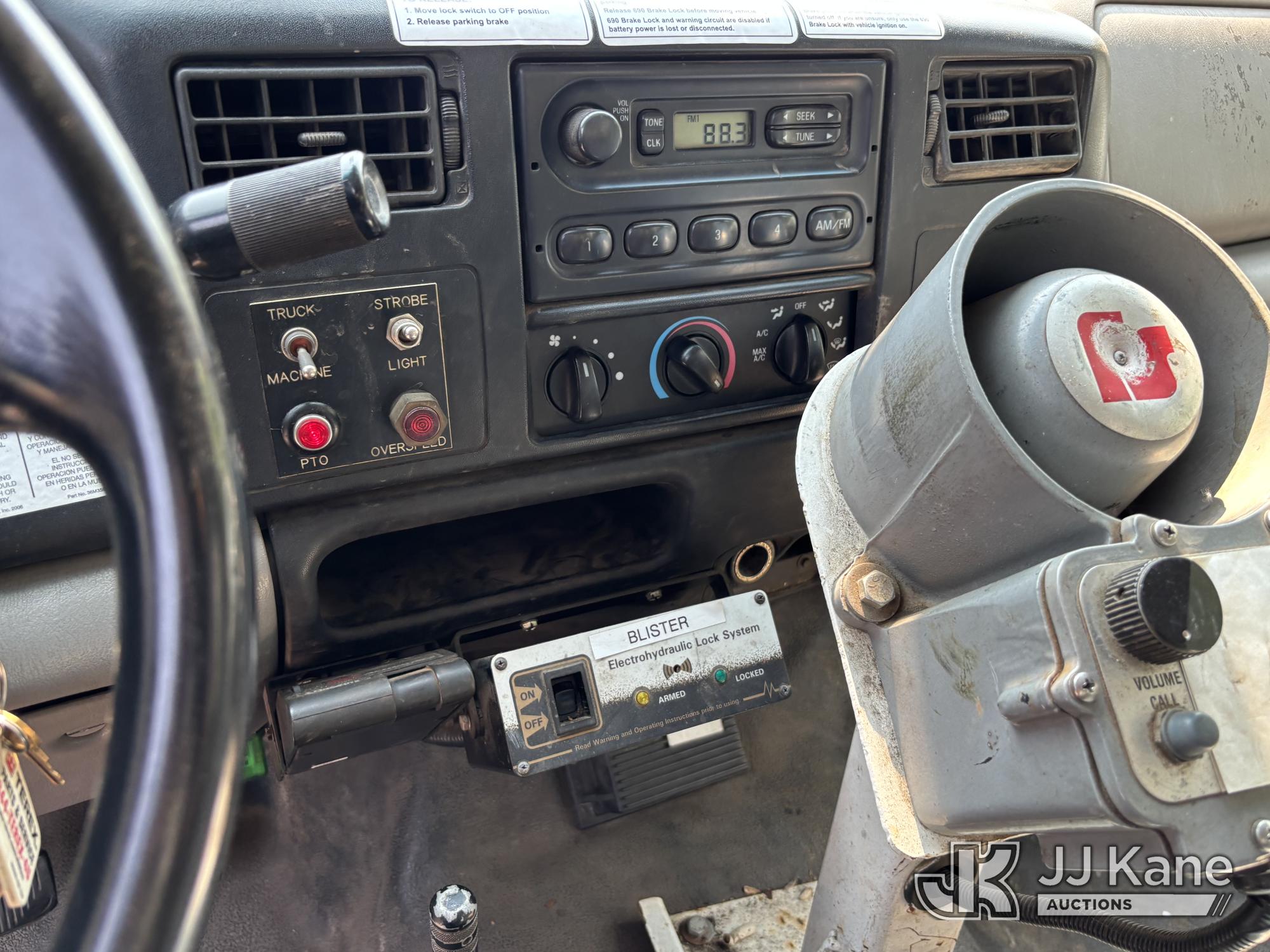 2000 Ford F-650
