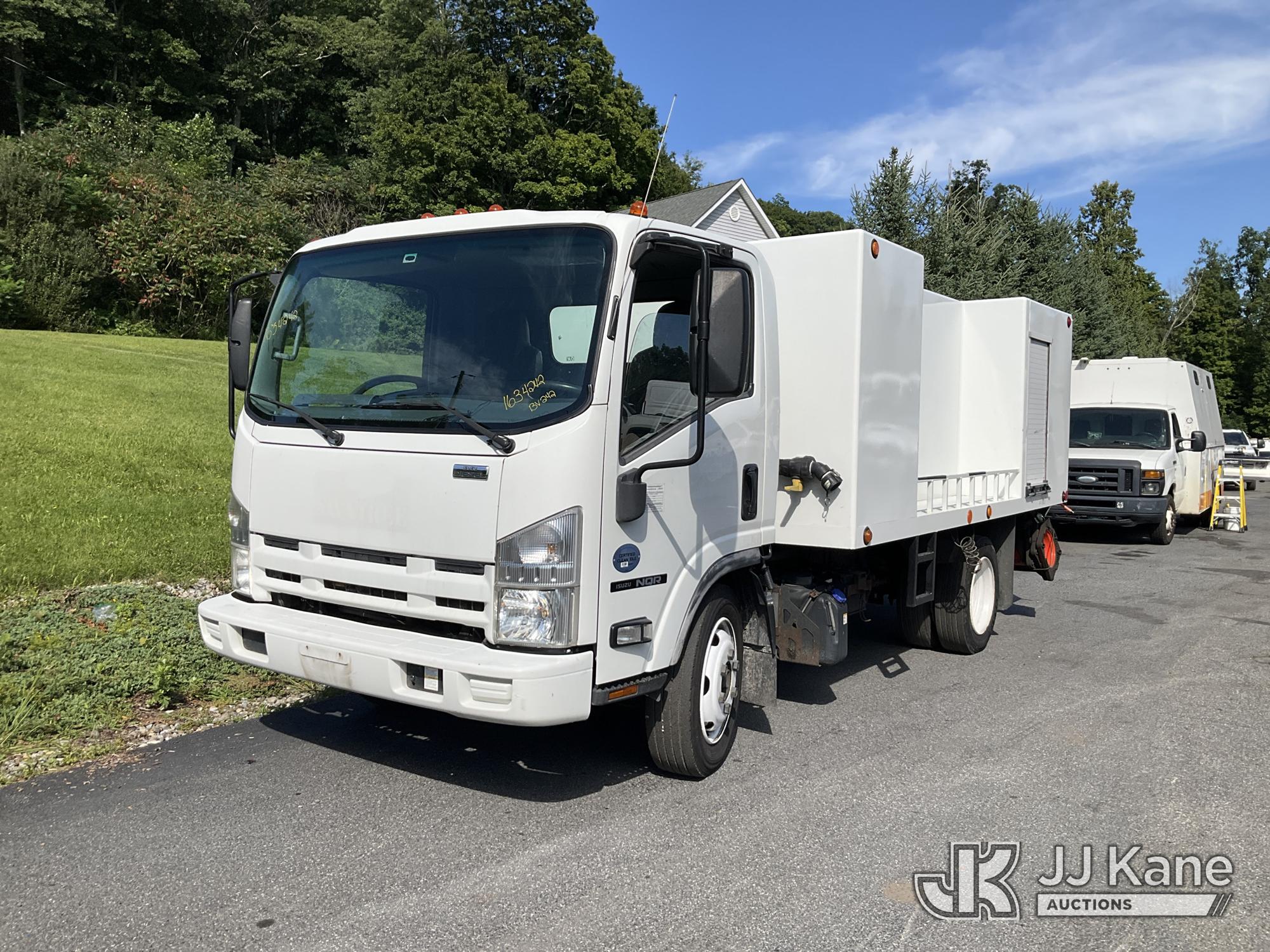 Photo of 2014 Isuzu NQR