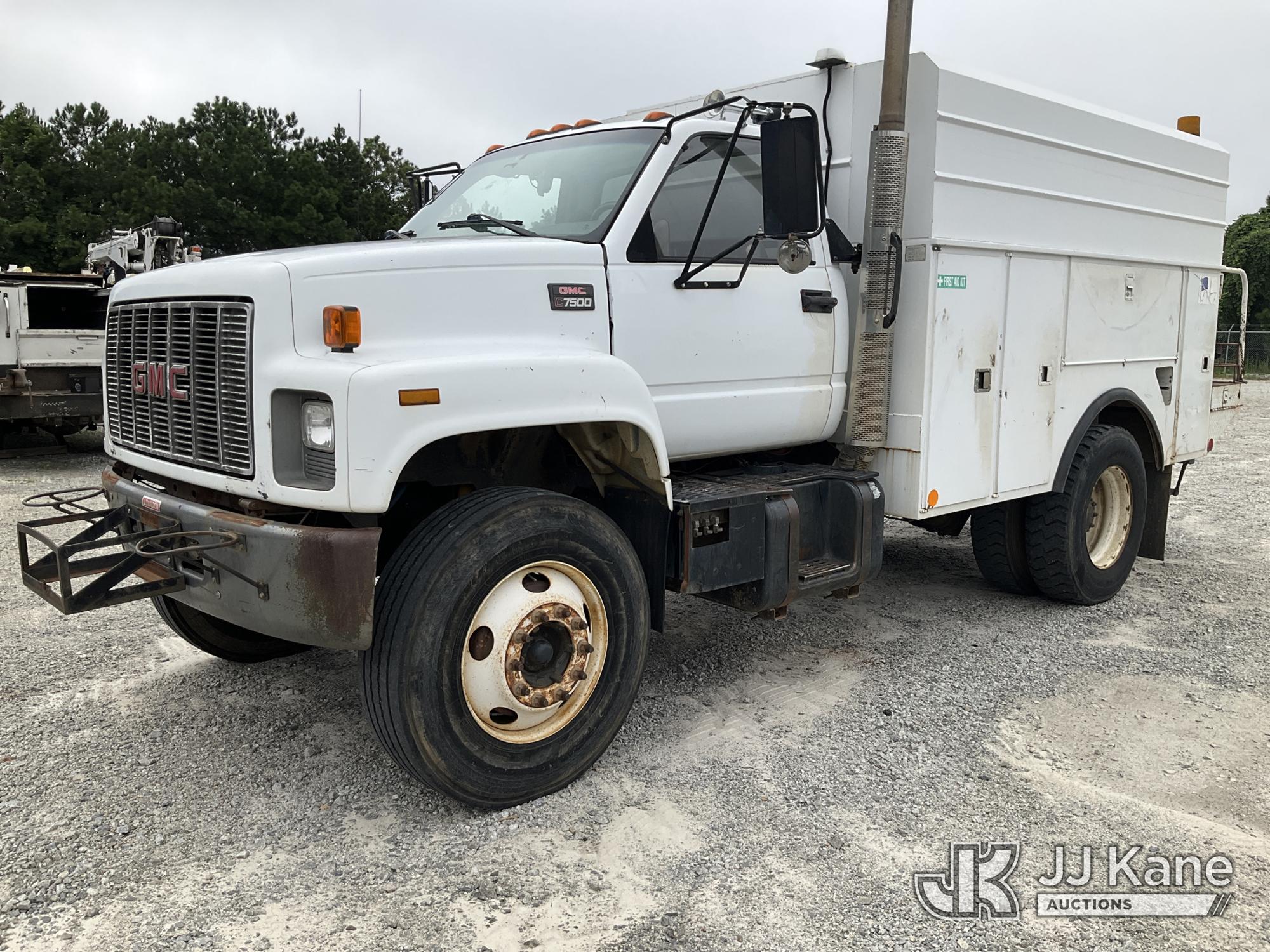 Photo of a 2001 GMC C7500