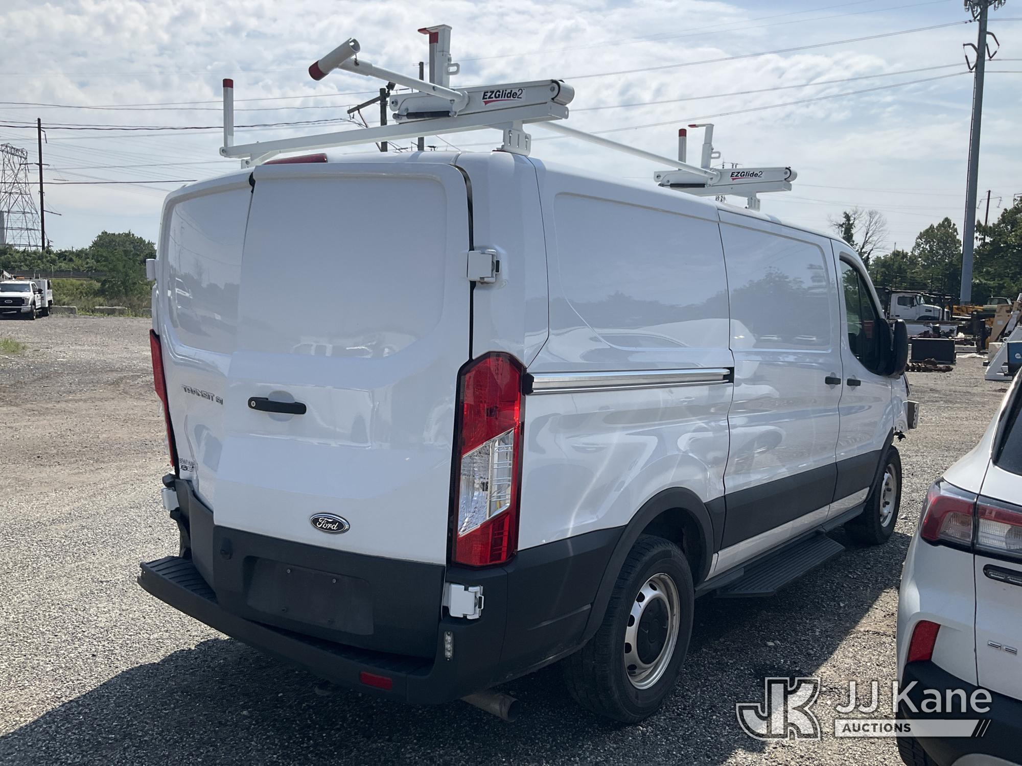 2024 Ford TRANSIT 150