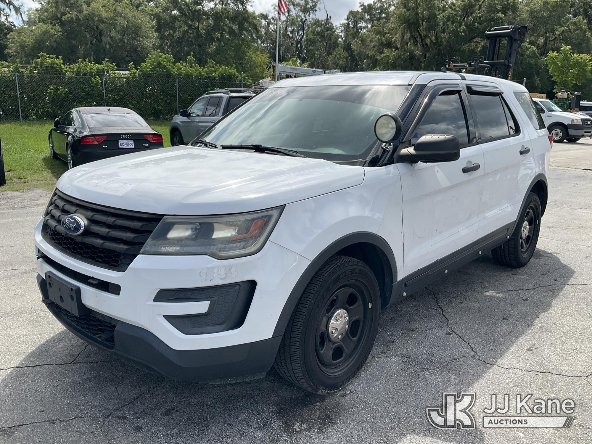 Photo of 2017 Ford Explorer AWD Police Interceptor