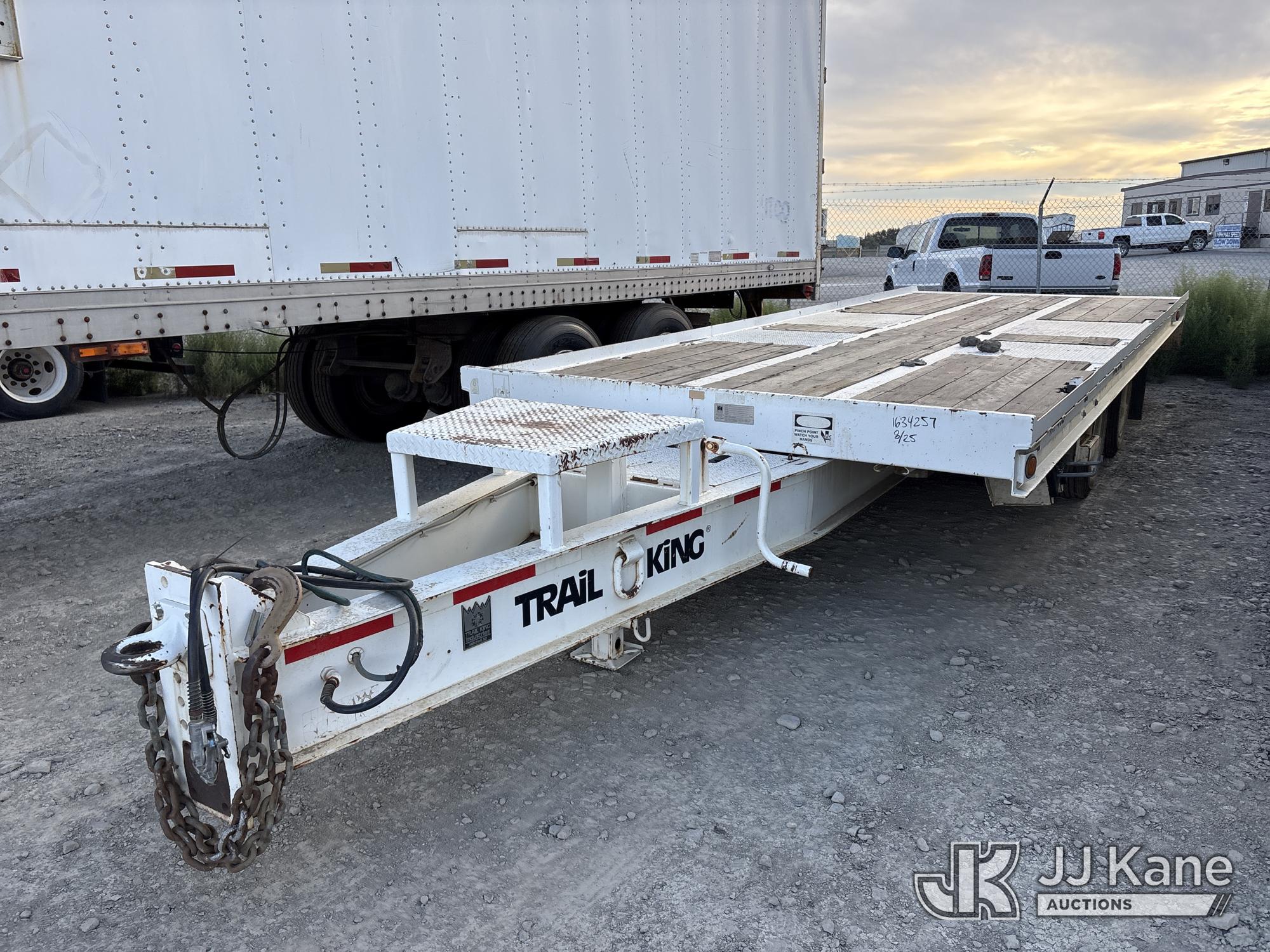 2004 Trail King TKT40LP-2400 20-Ton T/A Tilt Deck Tagalong Equipment Trailer, Deck Dimensions: Width 8ft 2in Length 22ft 7in