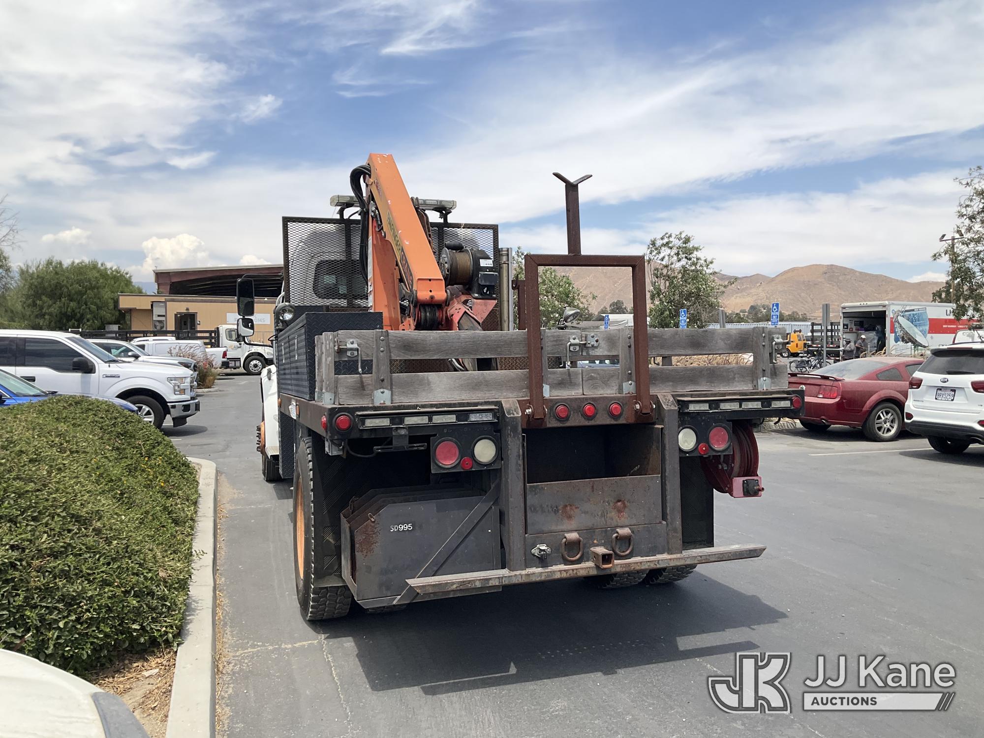 2008 Freightliner M2 106