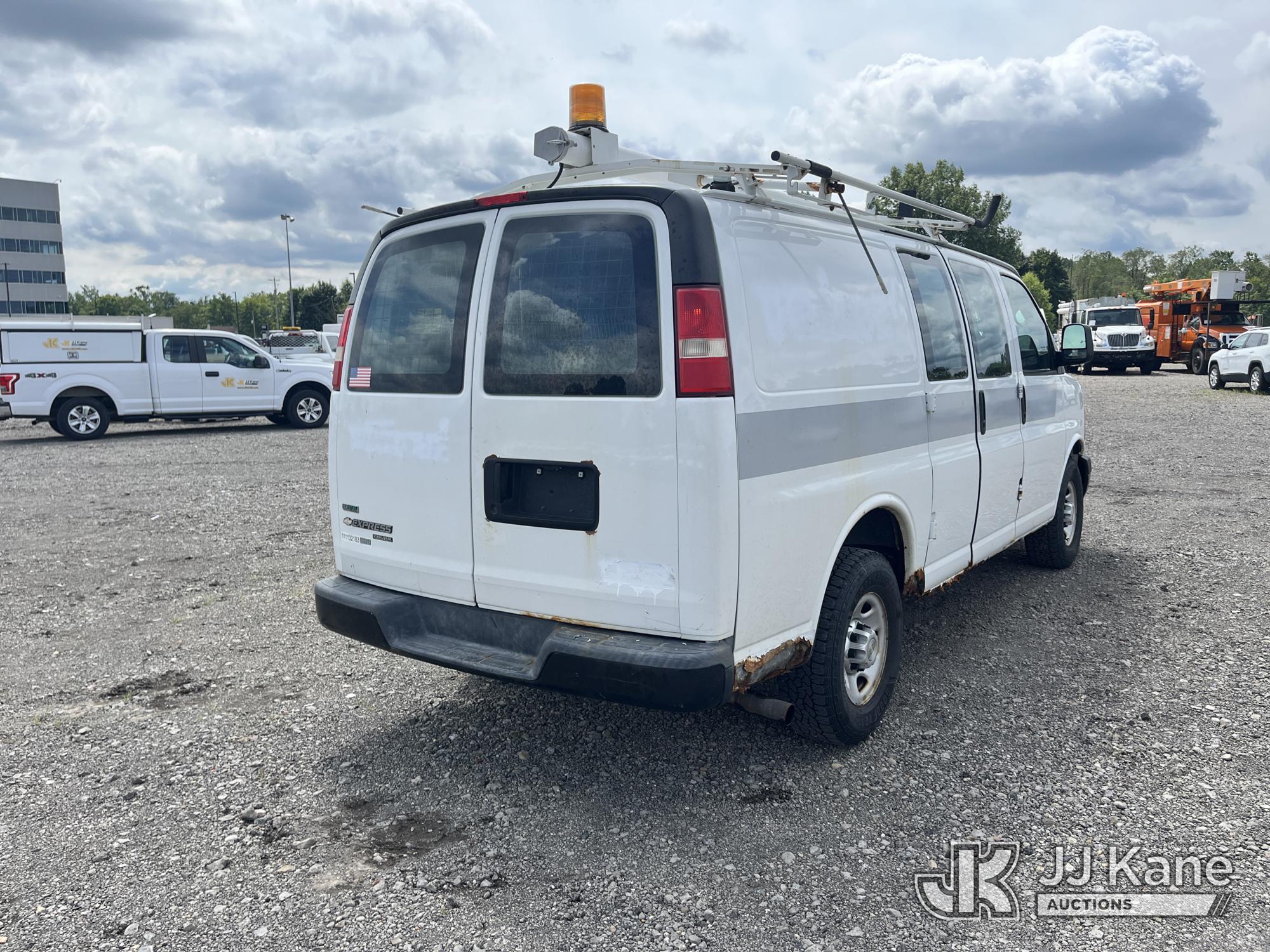 2011 Chevrolet EXPRESS G2500
