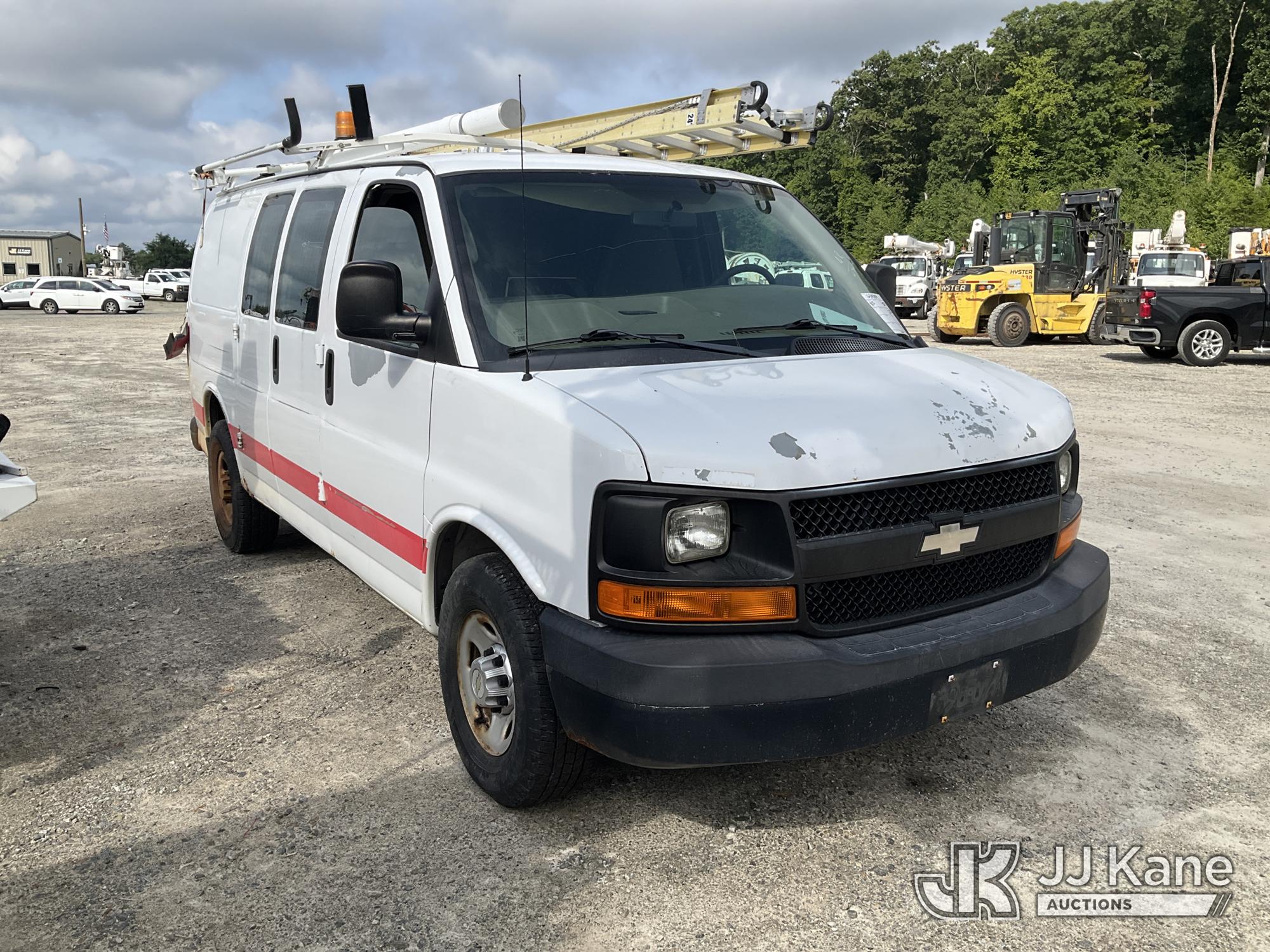 2011 Chevrolet EXPRESS G2500