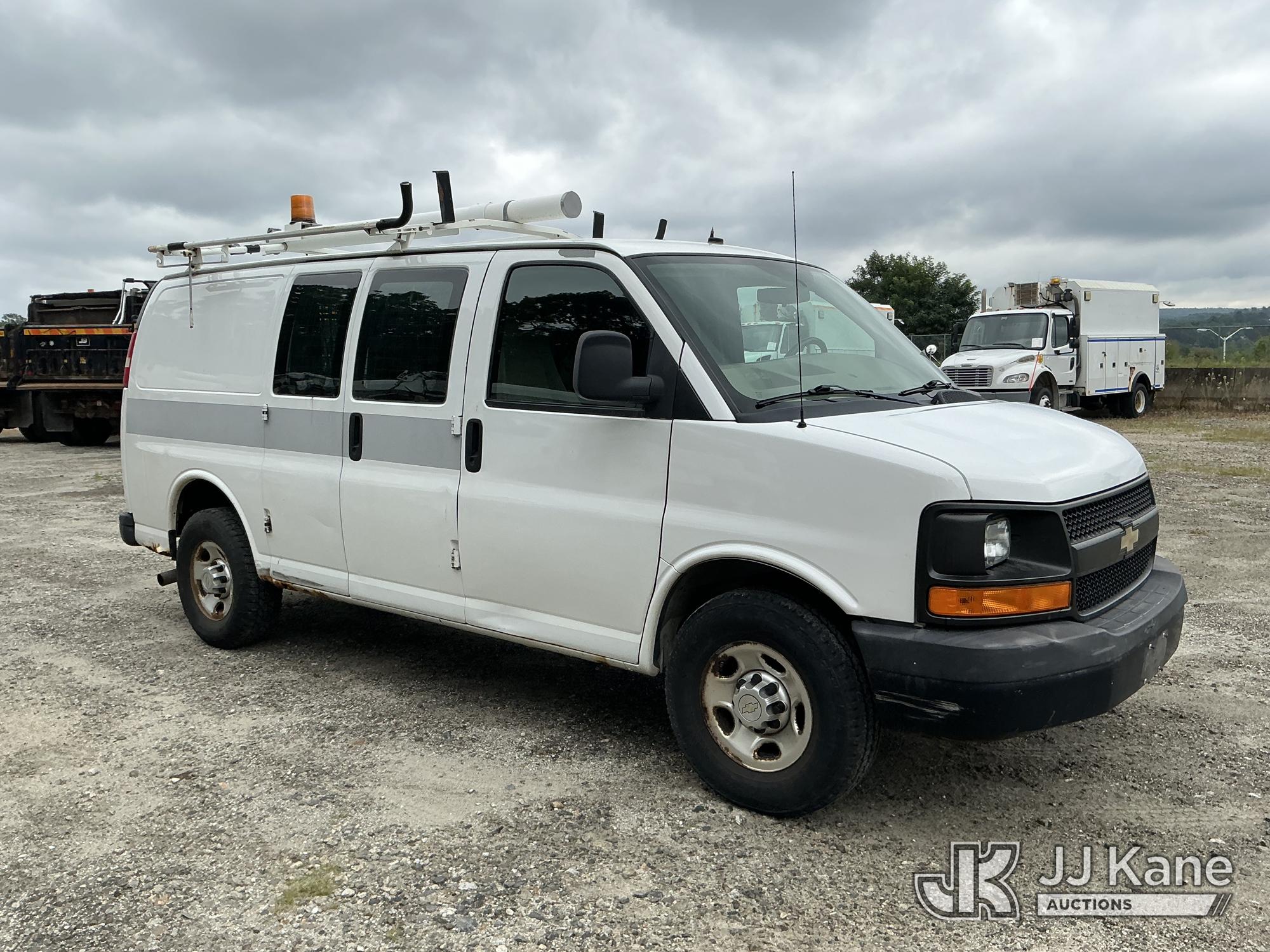 2011 Chevrolet EXPRESS G2500