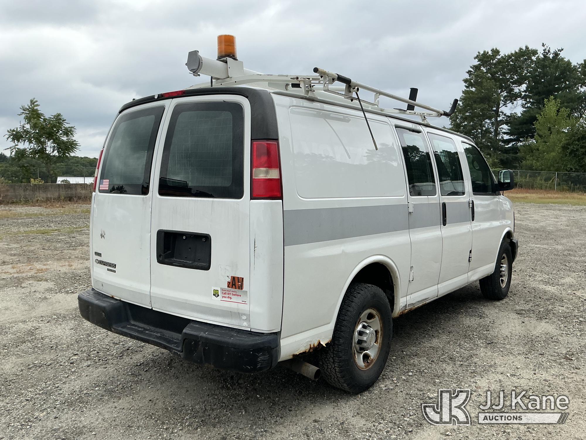2011 Chevrolet EXPRESS G2500