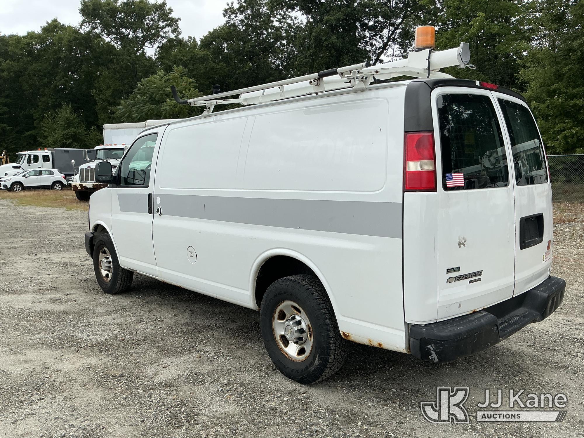 2011 Chevrolet EXPRESS G2500