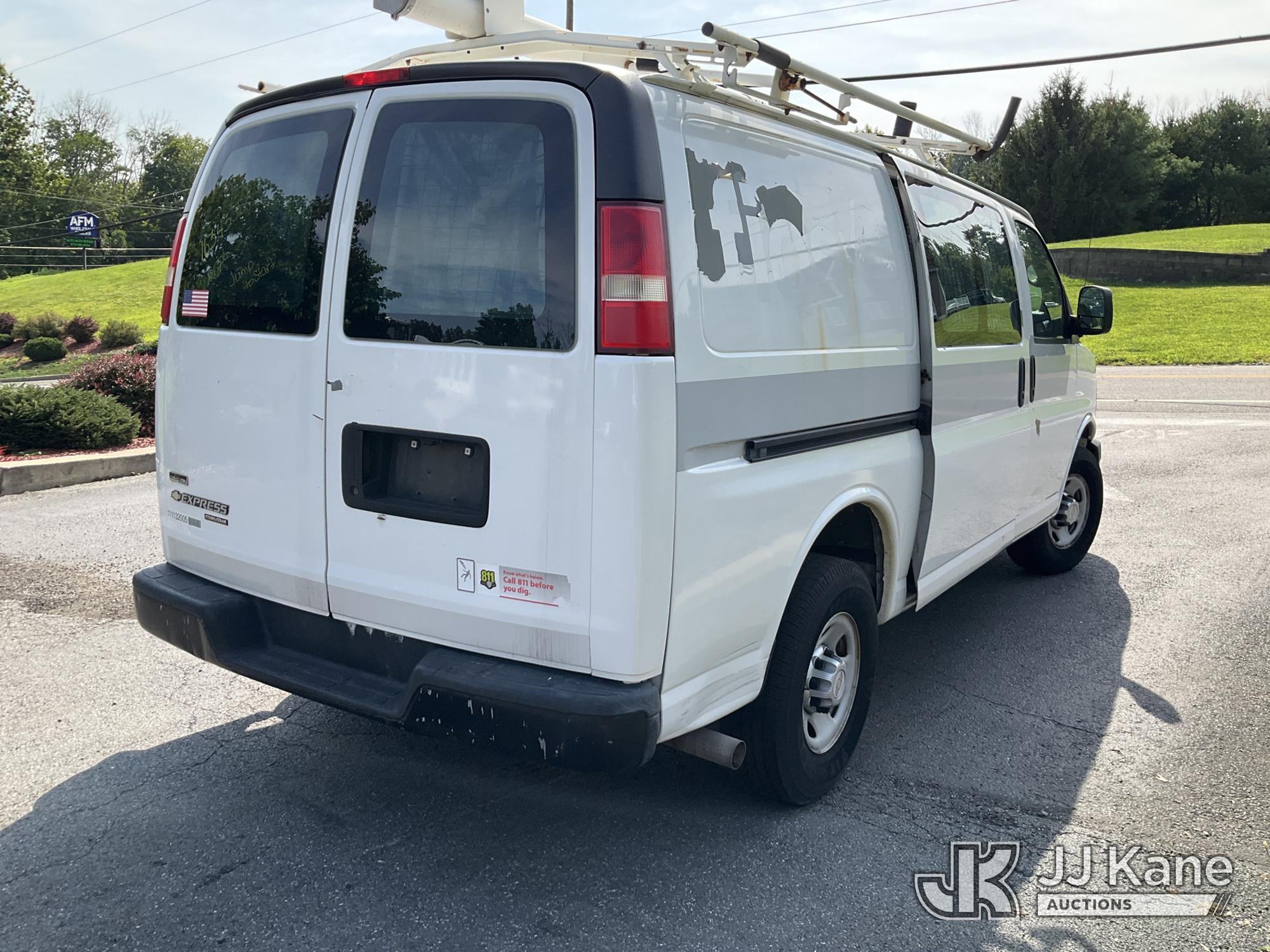 2011 Chevrolet EXPRESS G2500