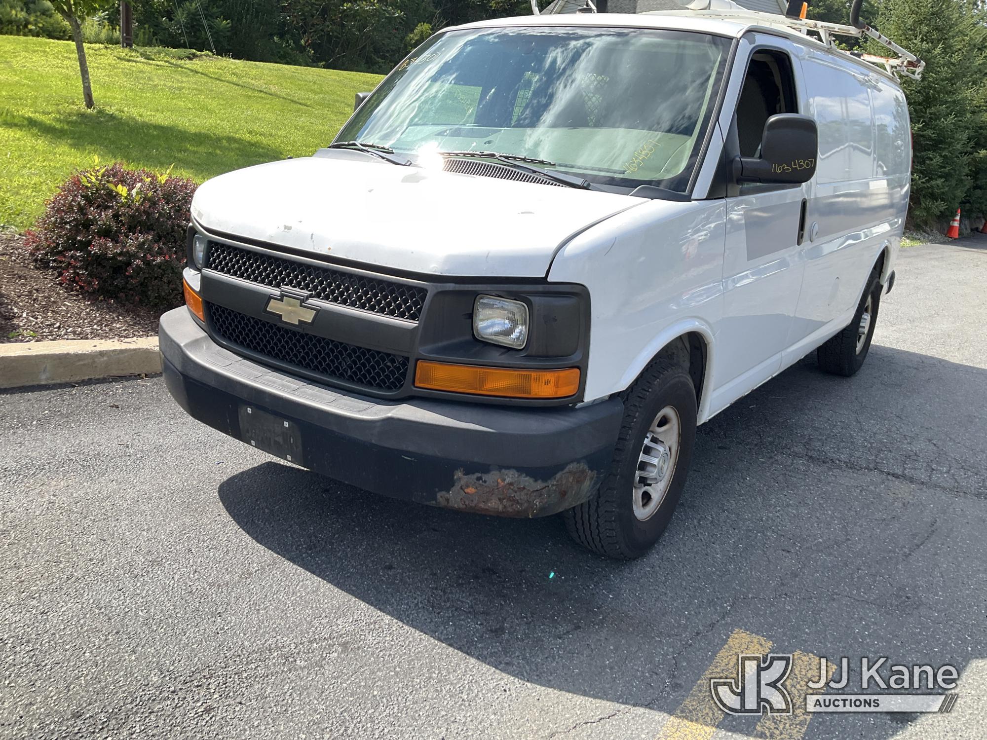 Photo of 2011 Chevrolet Express G2500