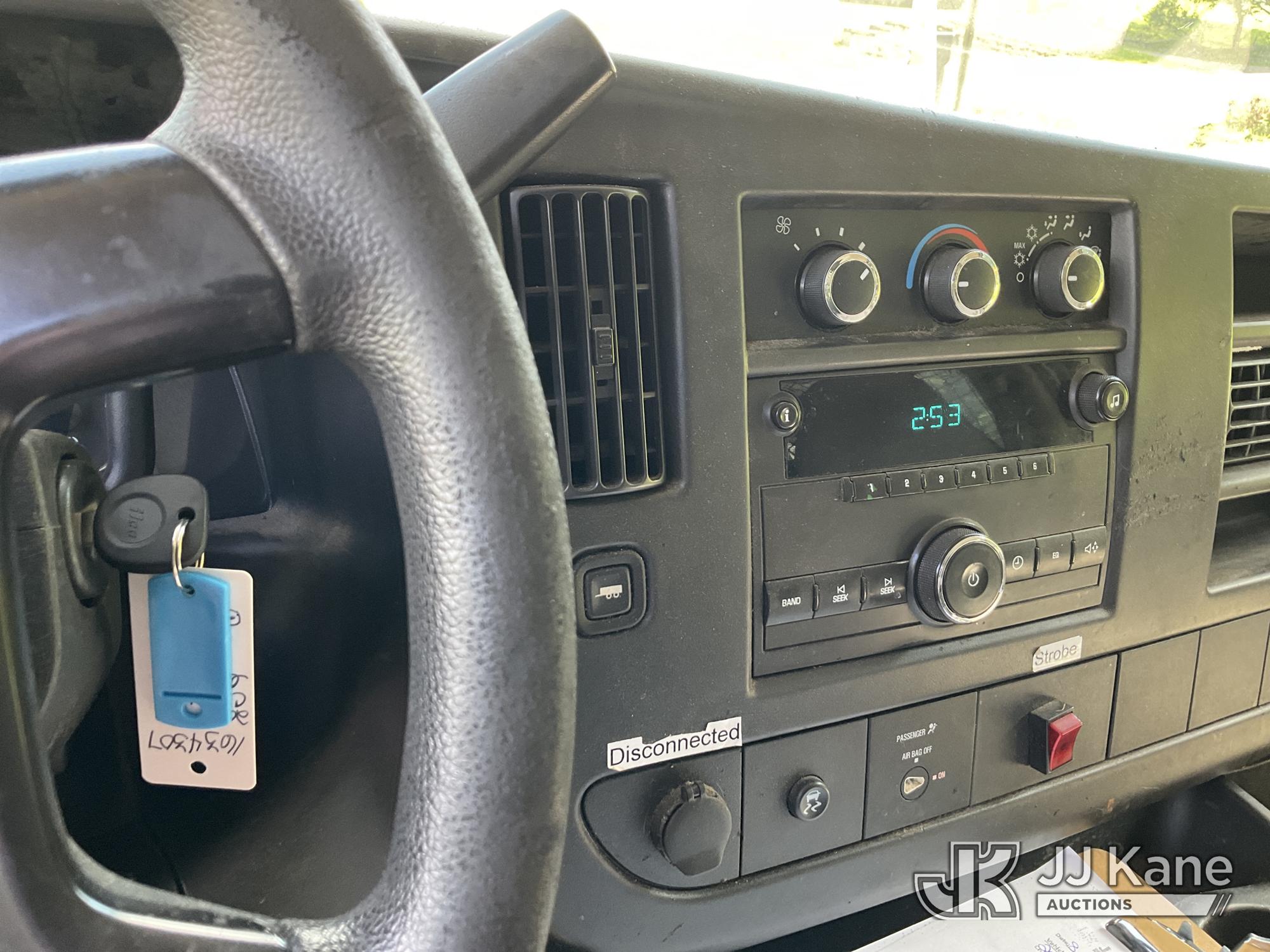 2011 Chevrolet EXPRESS G2500