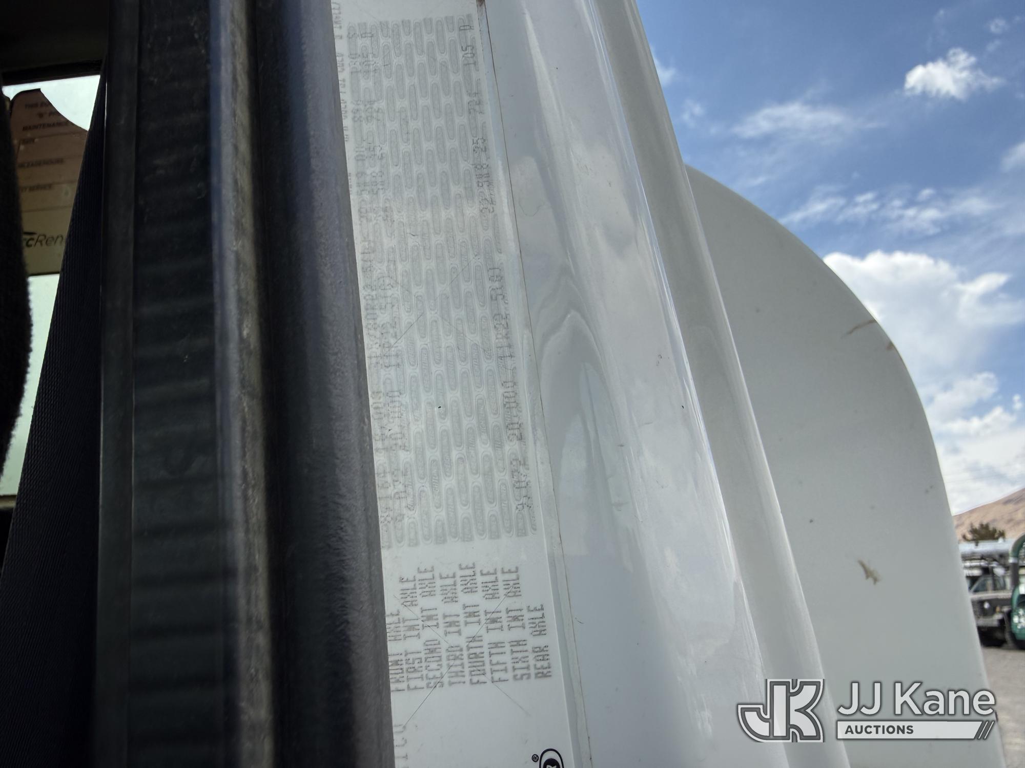 2016 Freightliner M2 106