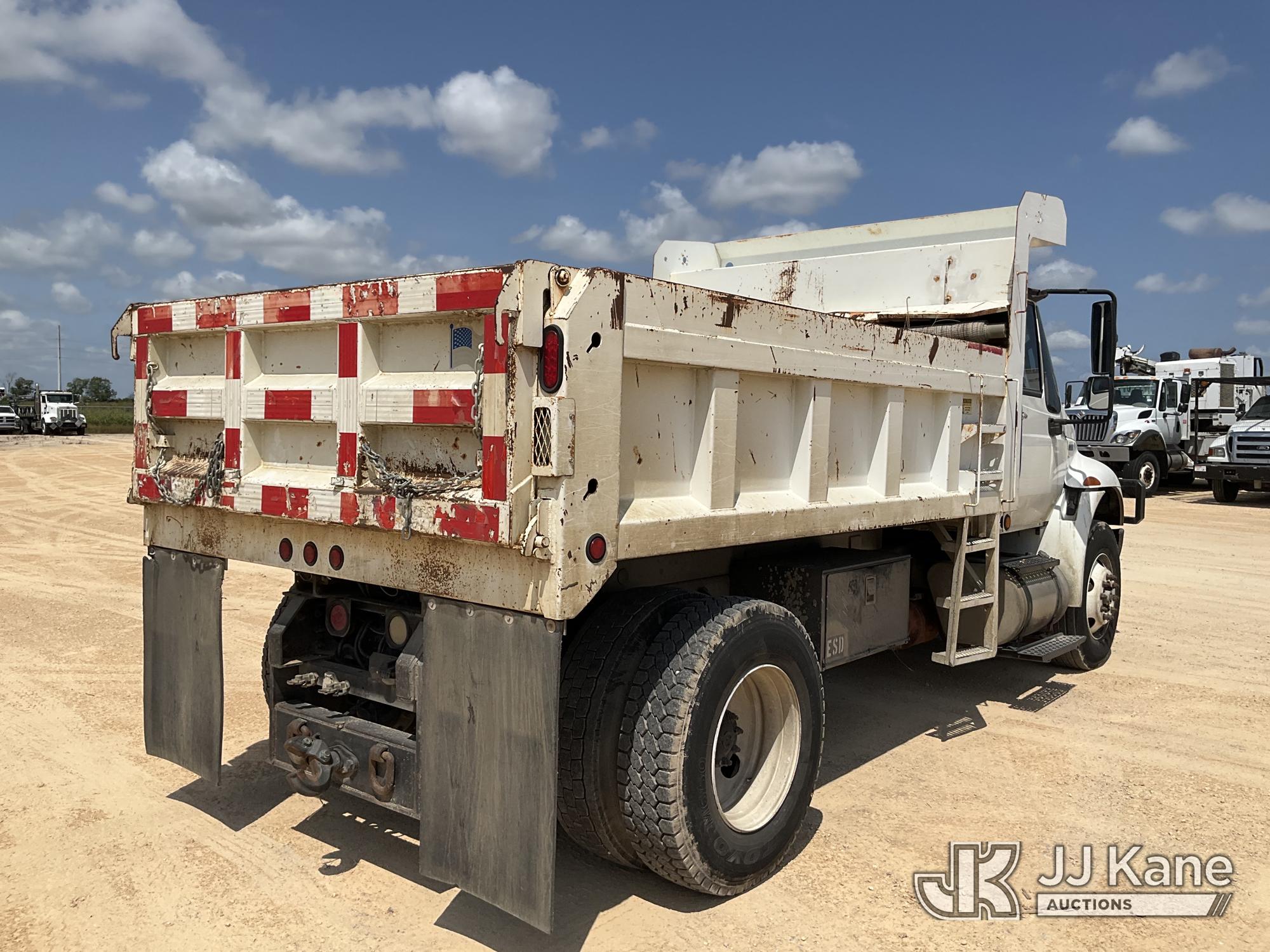 2011 International 4400