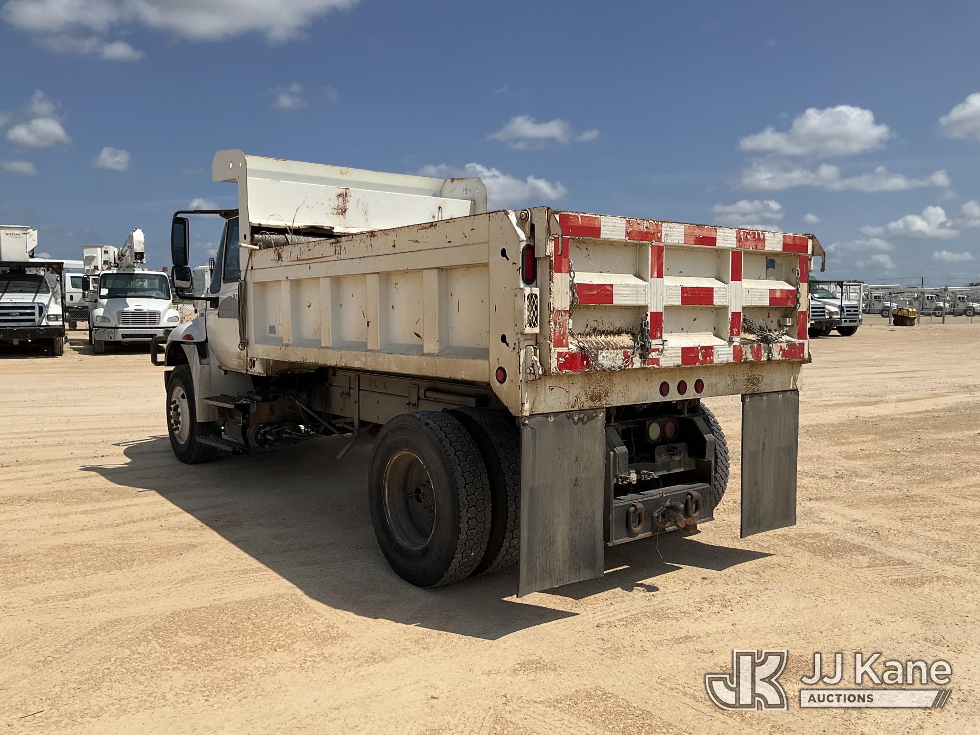 2011 International 4400