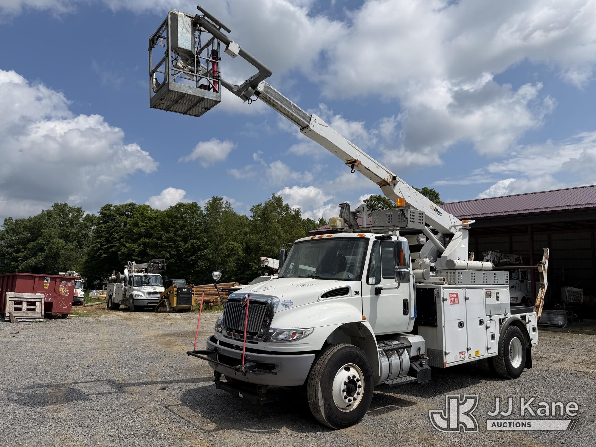 Photo of 2017 International DuraStar 4400
