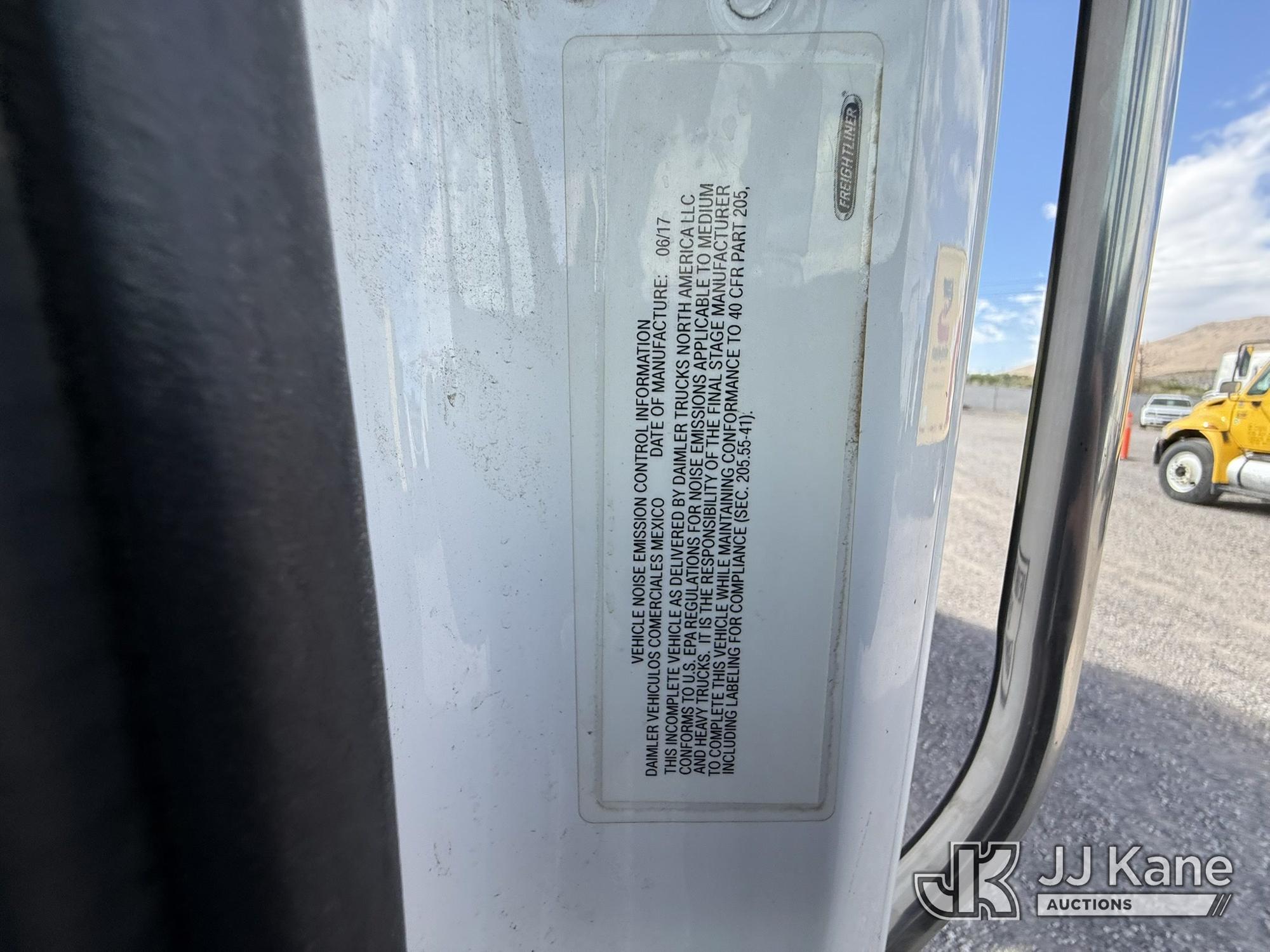 2018 Freightliner M2 106