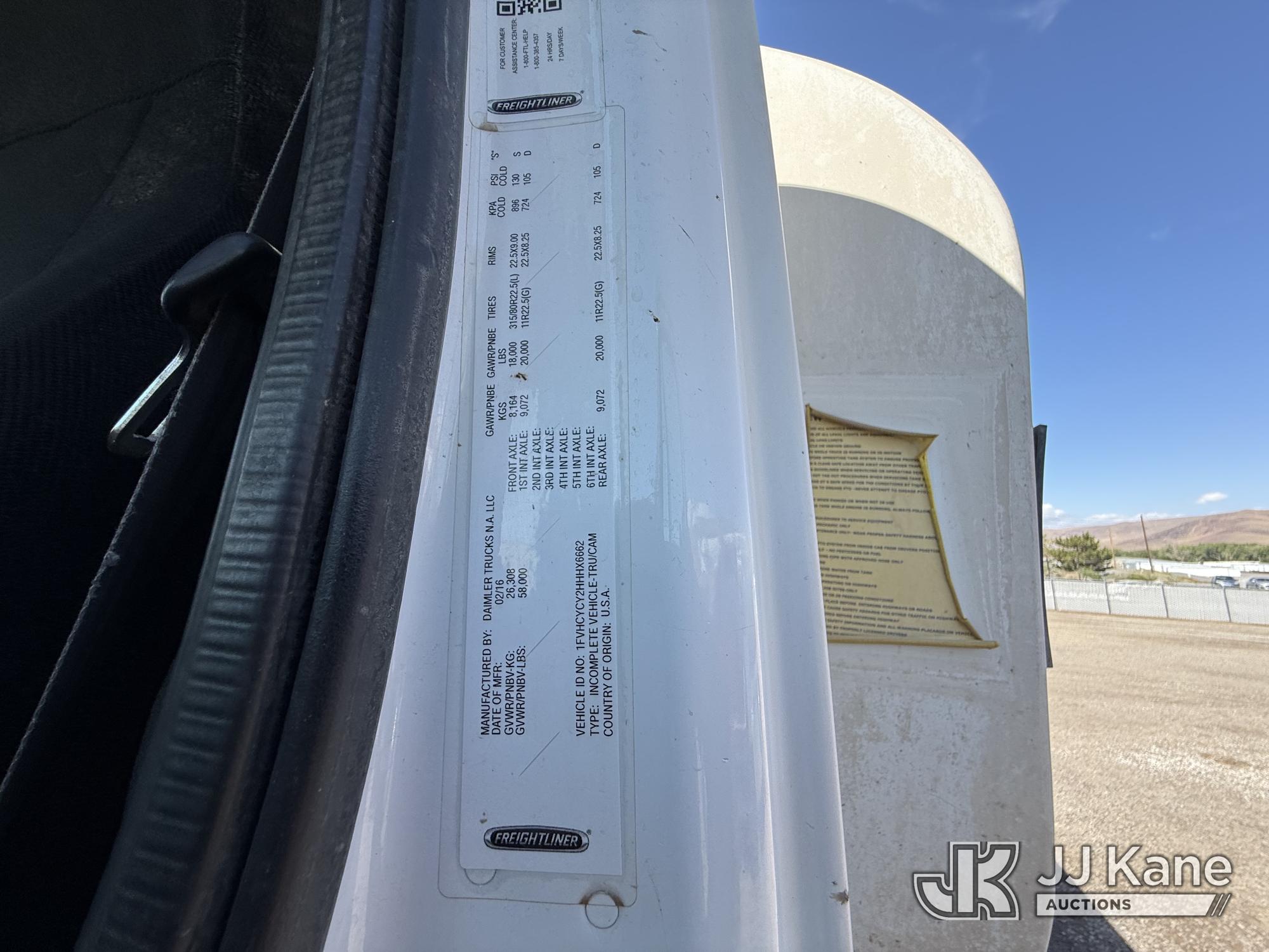 2017 Freightliner M2 106