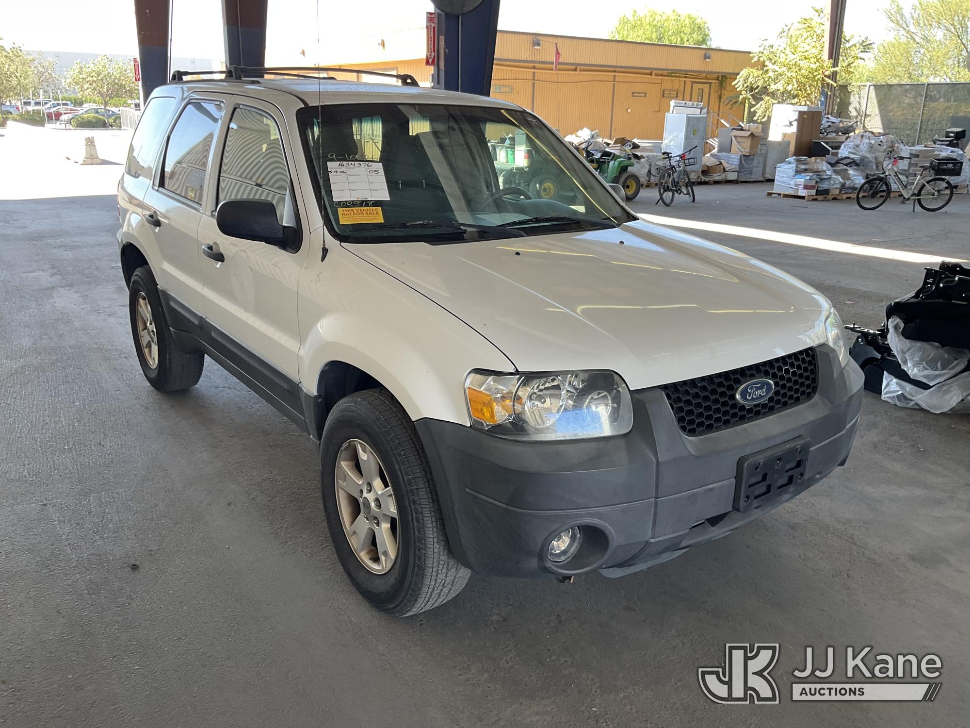 2005 Ford ESCAPE