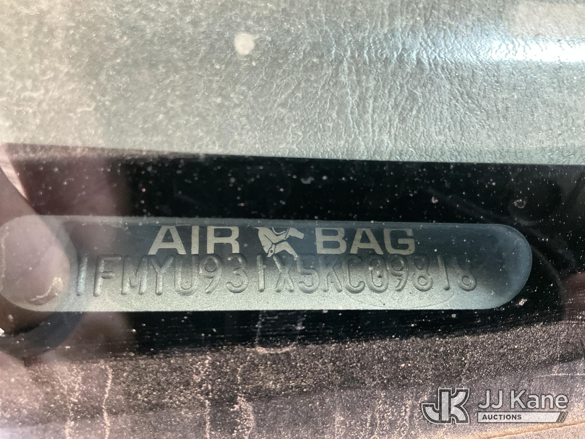 2005 Ford ESCAPE