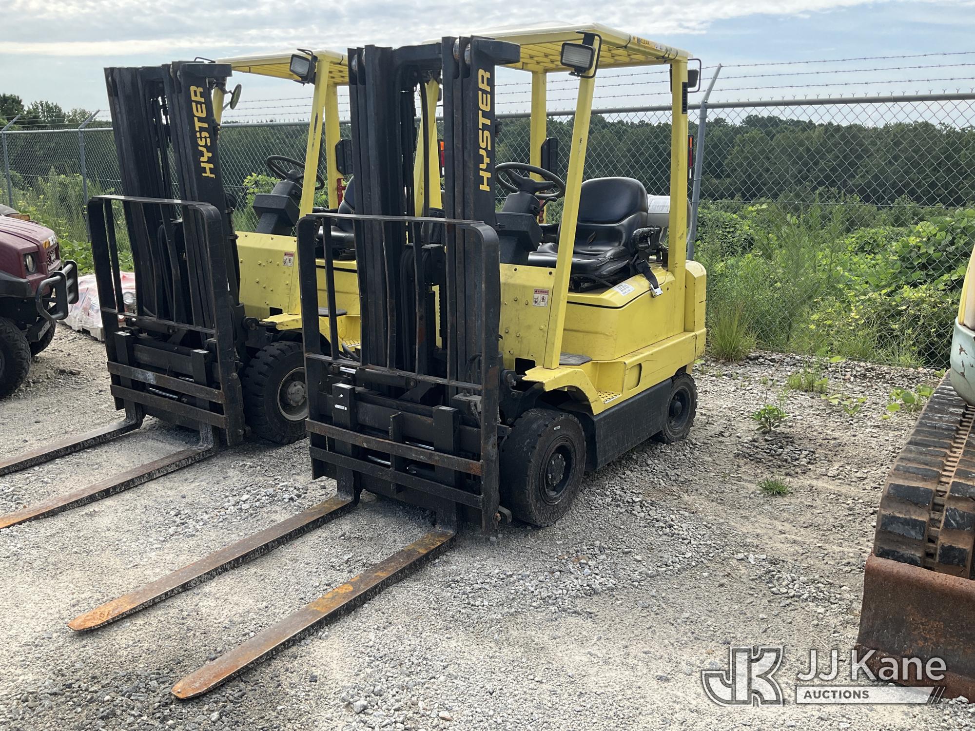Photo of a 1998 Hyster H40XMS