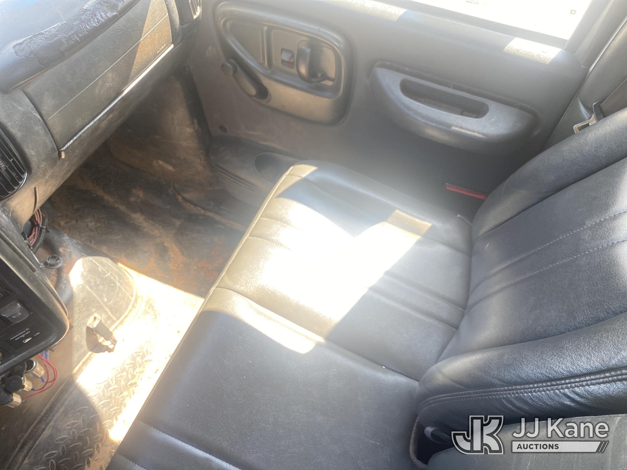 2004 Chevrolet C7500