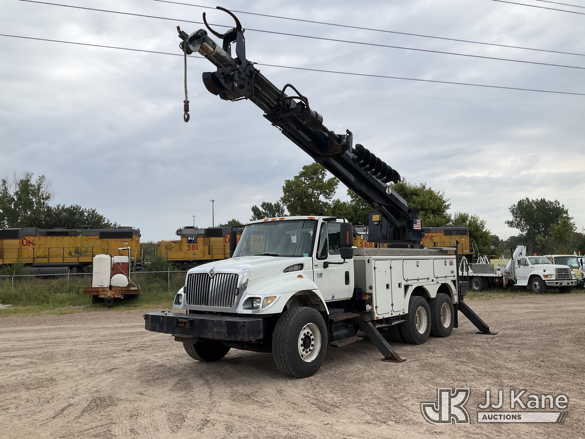 Photo of 2004 International 7400