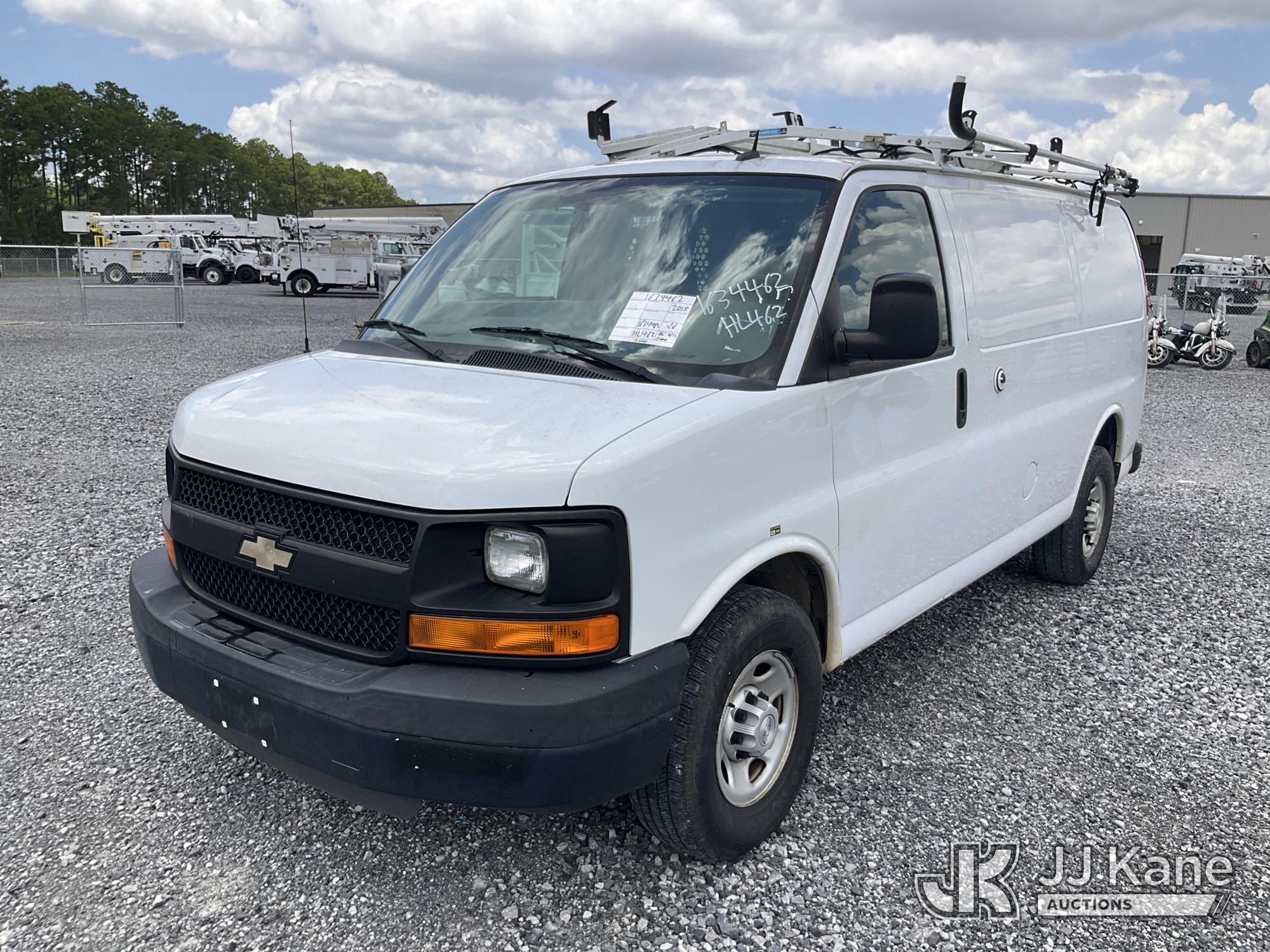 2015 Chevrolet Express G2500 Cargo Van