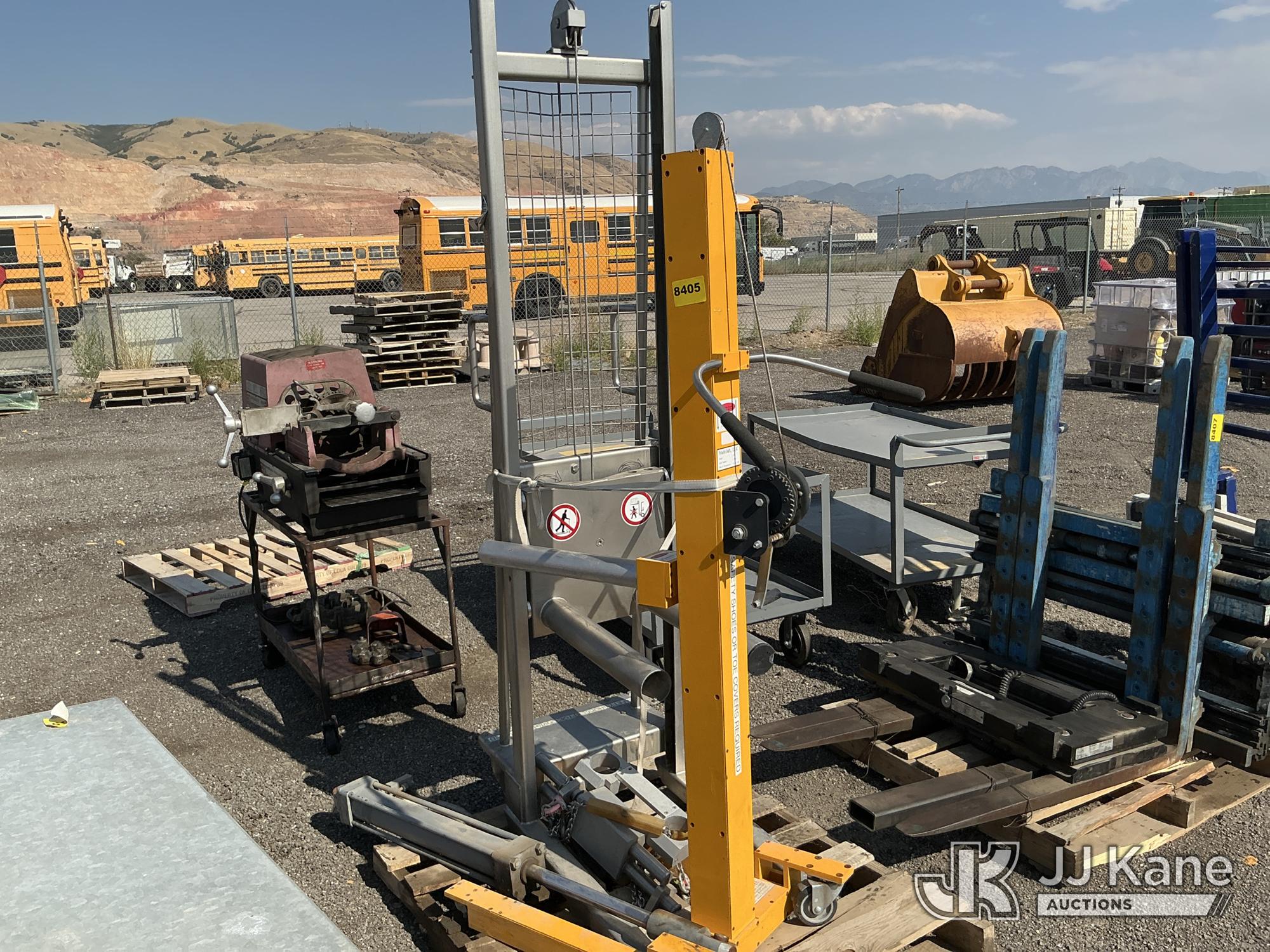 2 Lifts NOTE: This unit is being sold AS IS/WHERE IS via Timed Auction and is located in Salt Lake City