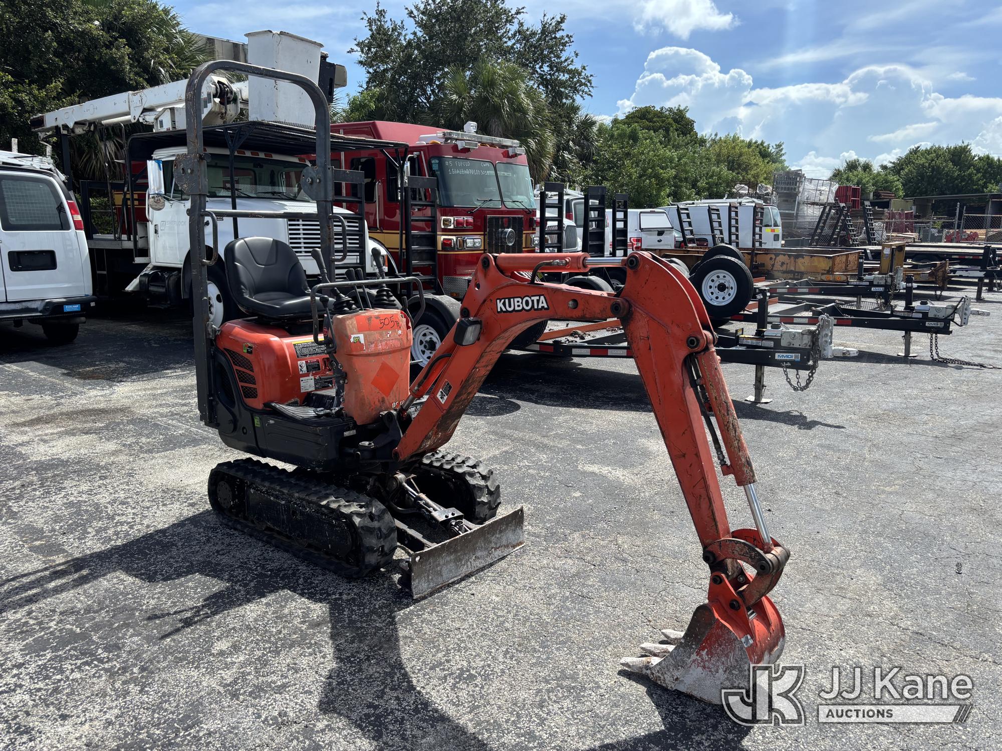 2019 Kubota K008-3
