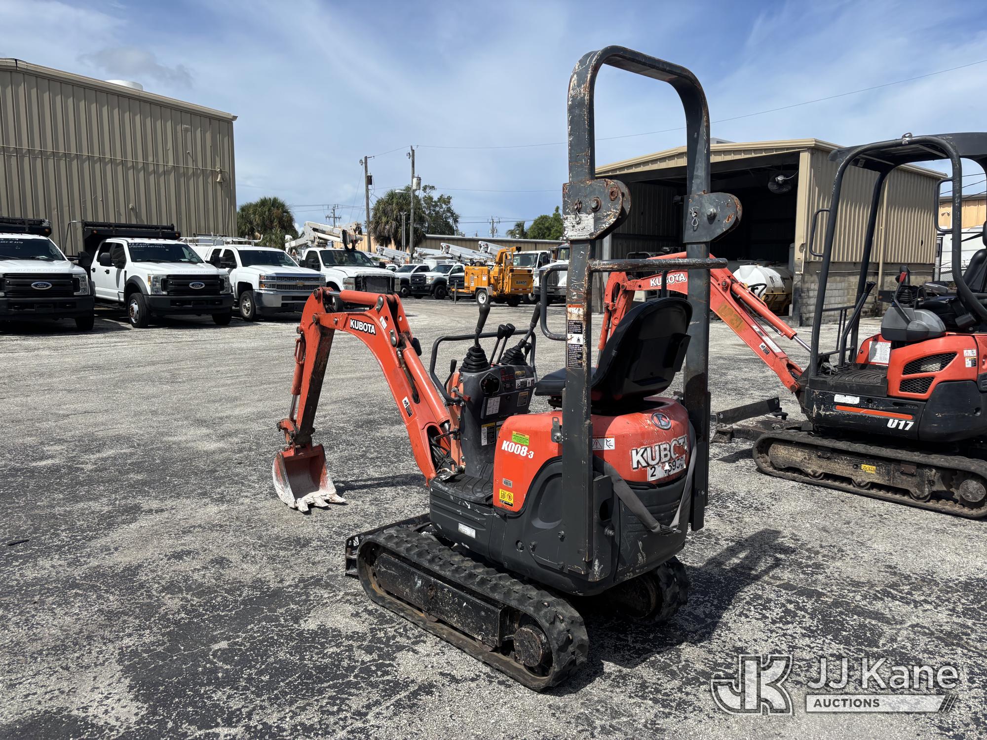2019 Kubota K008-3