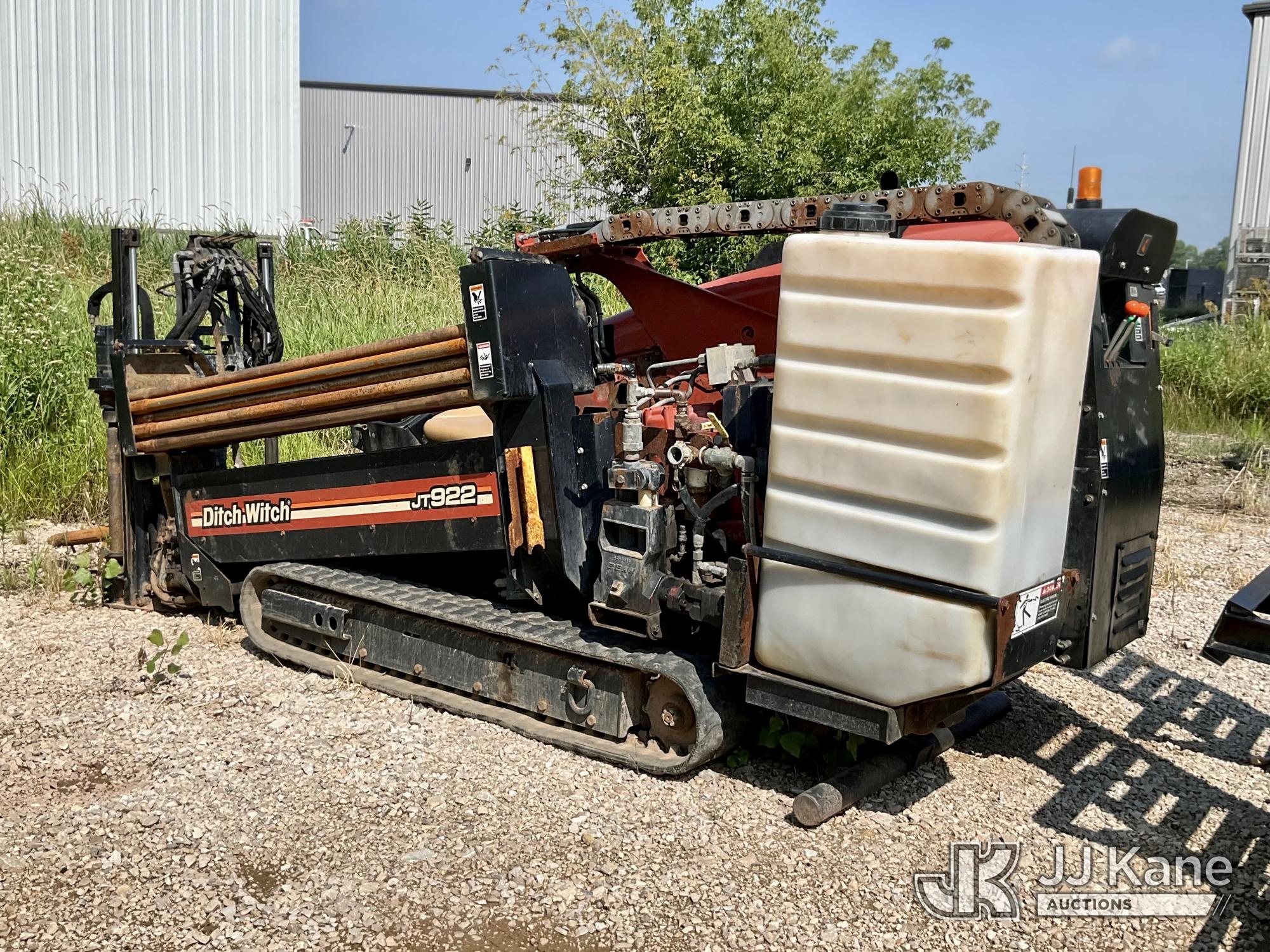 2013 Ditch Witch JT922
