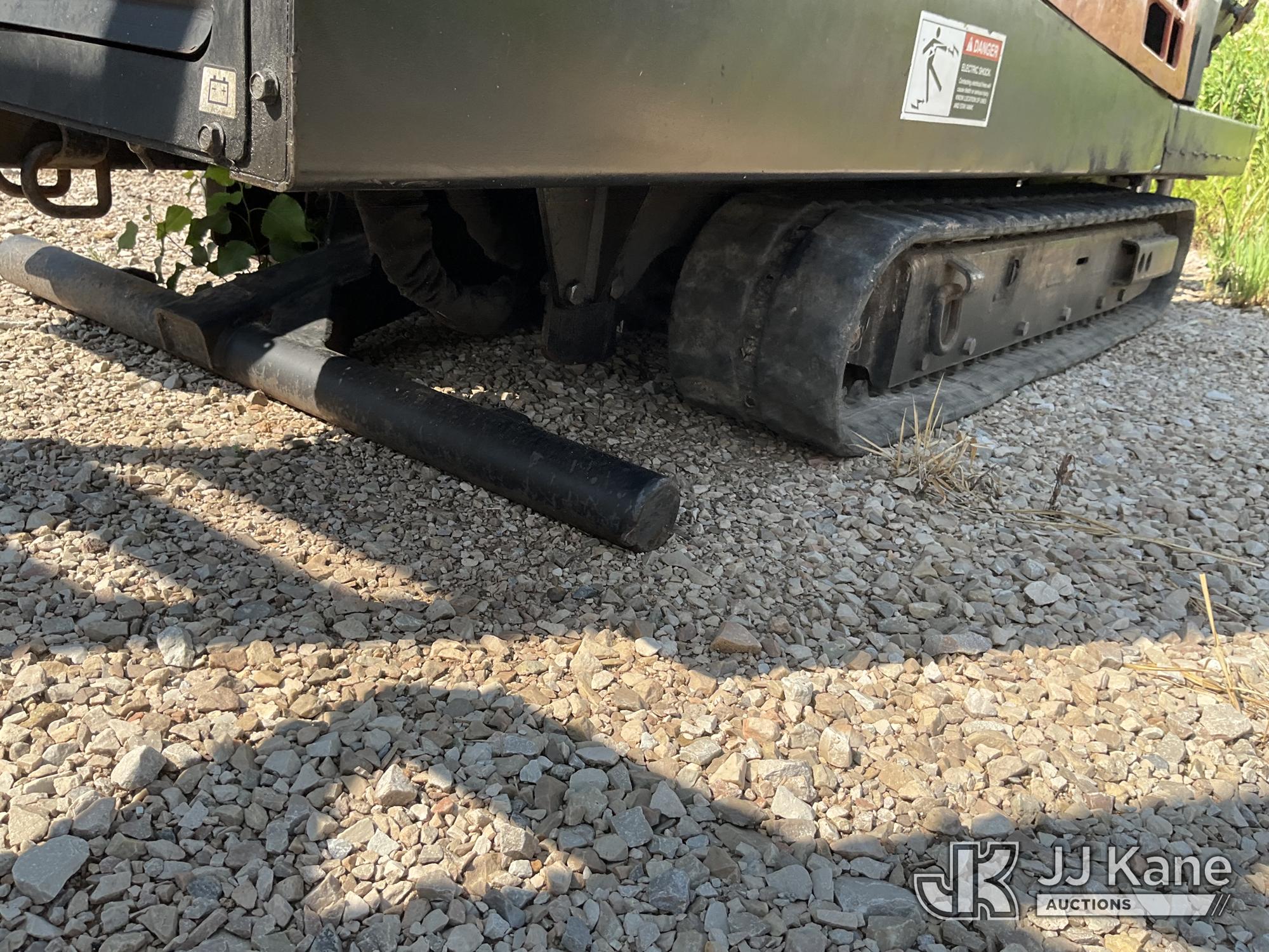2013 Ditch Witch JT922