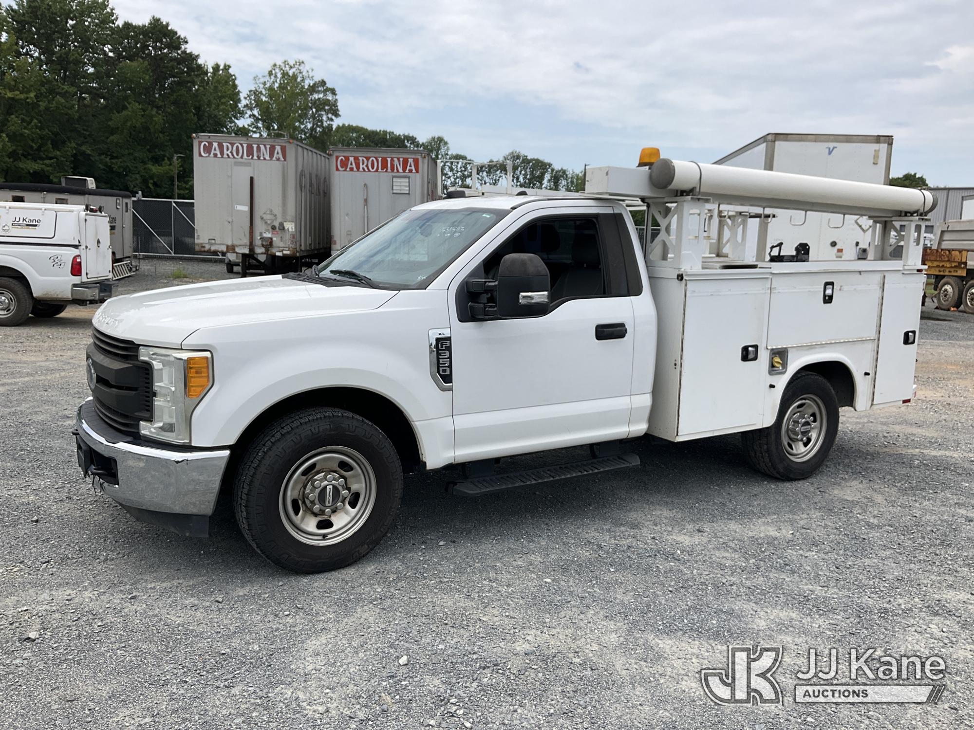 2017 Ford F350 SD Service Truck