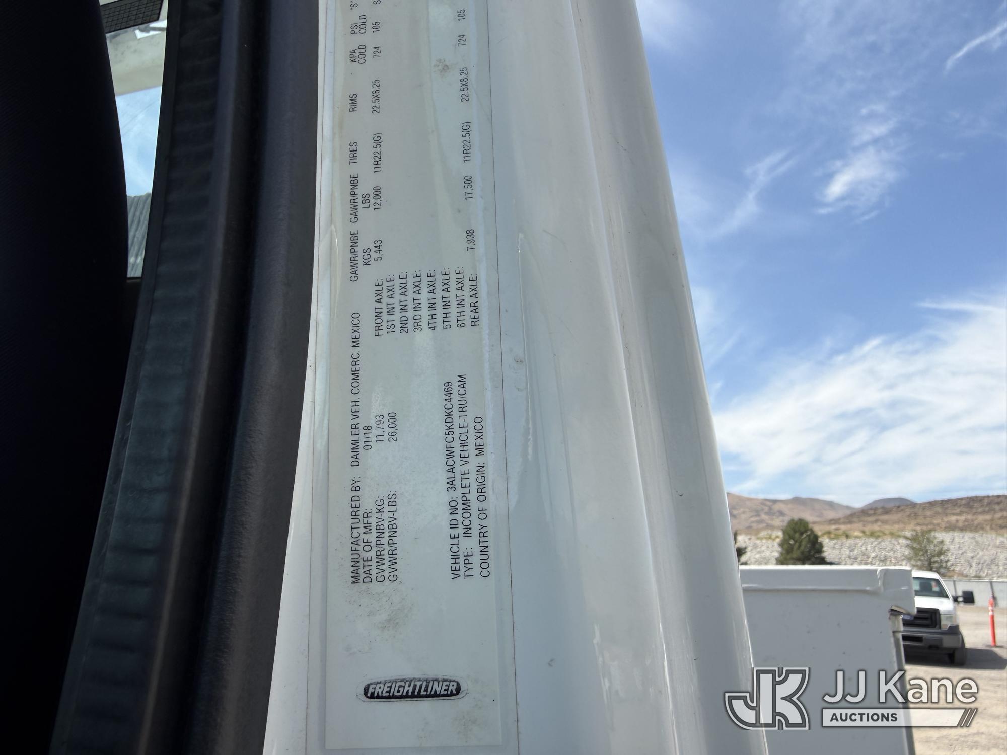 2019 Freightliner M2 106