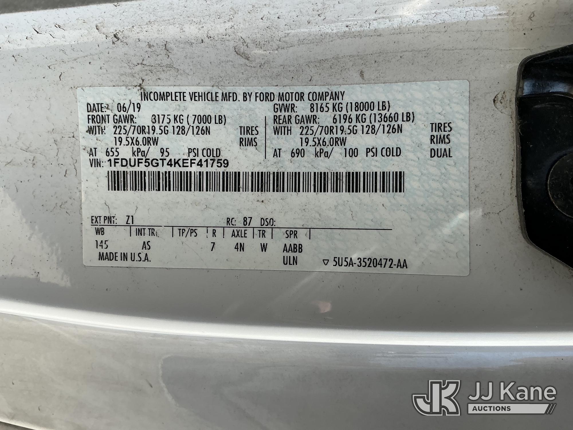 2019 Ford F550 2WD