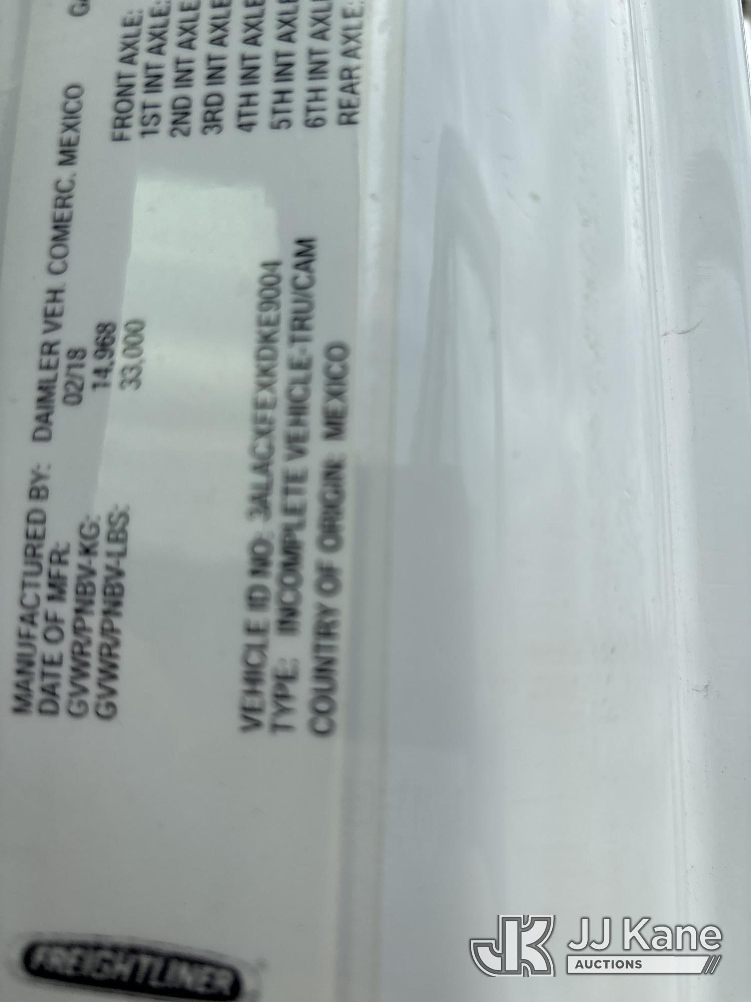 2019 Freightliner M2 106