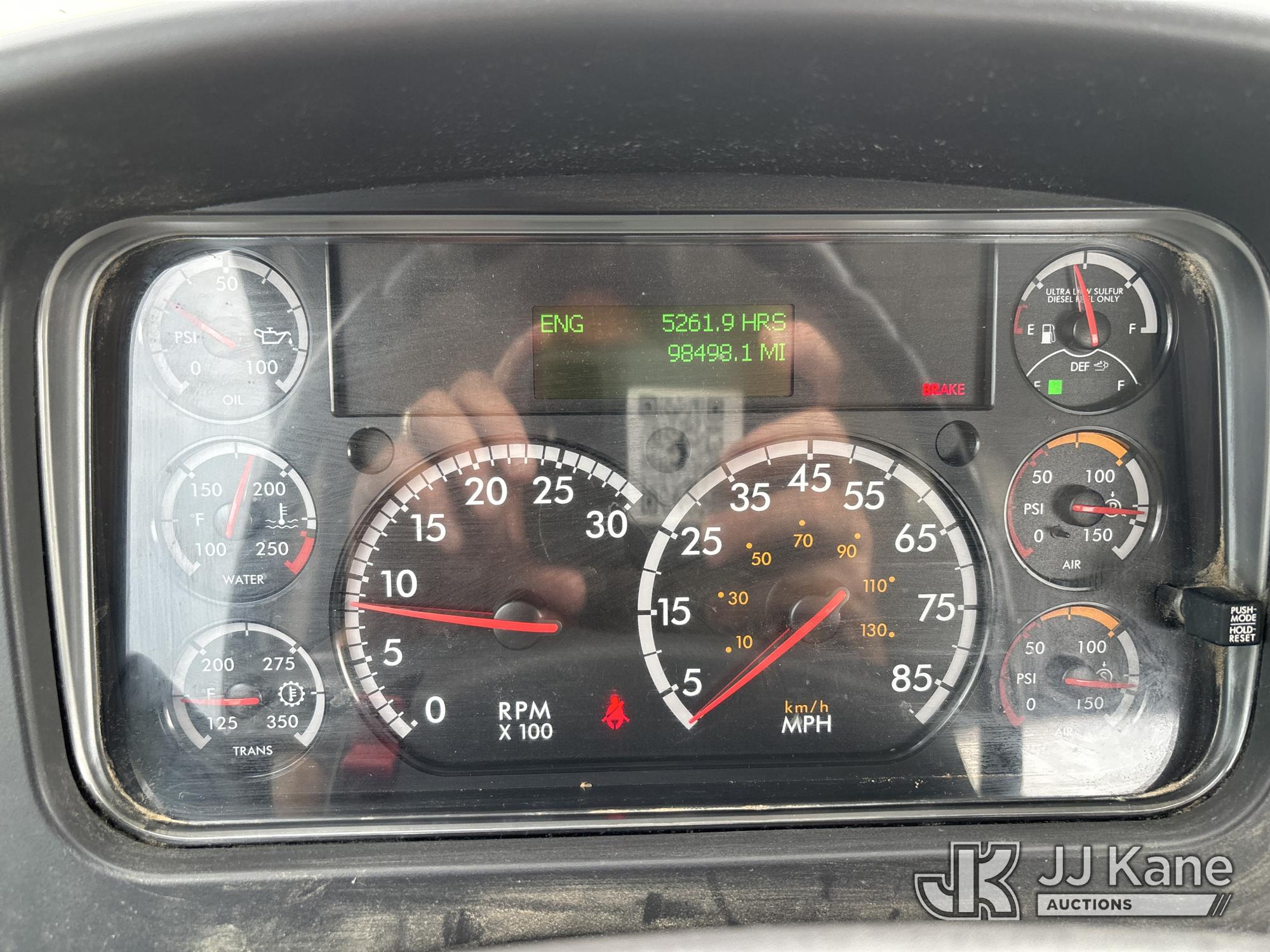 2019 Freightliner M2 106