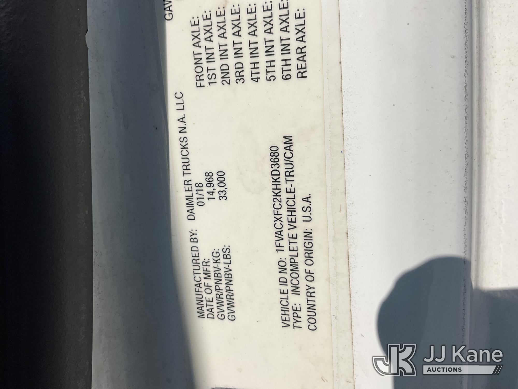 2019 Freightliner M2 106